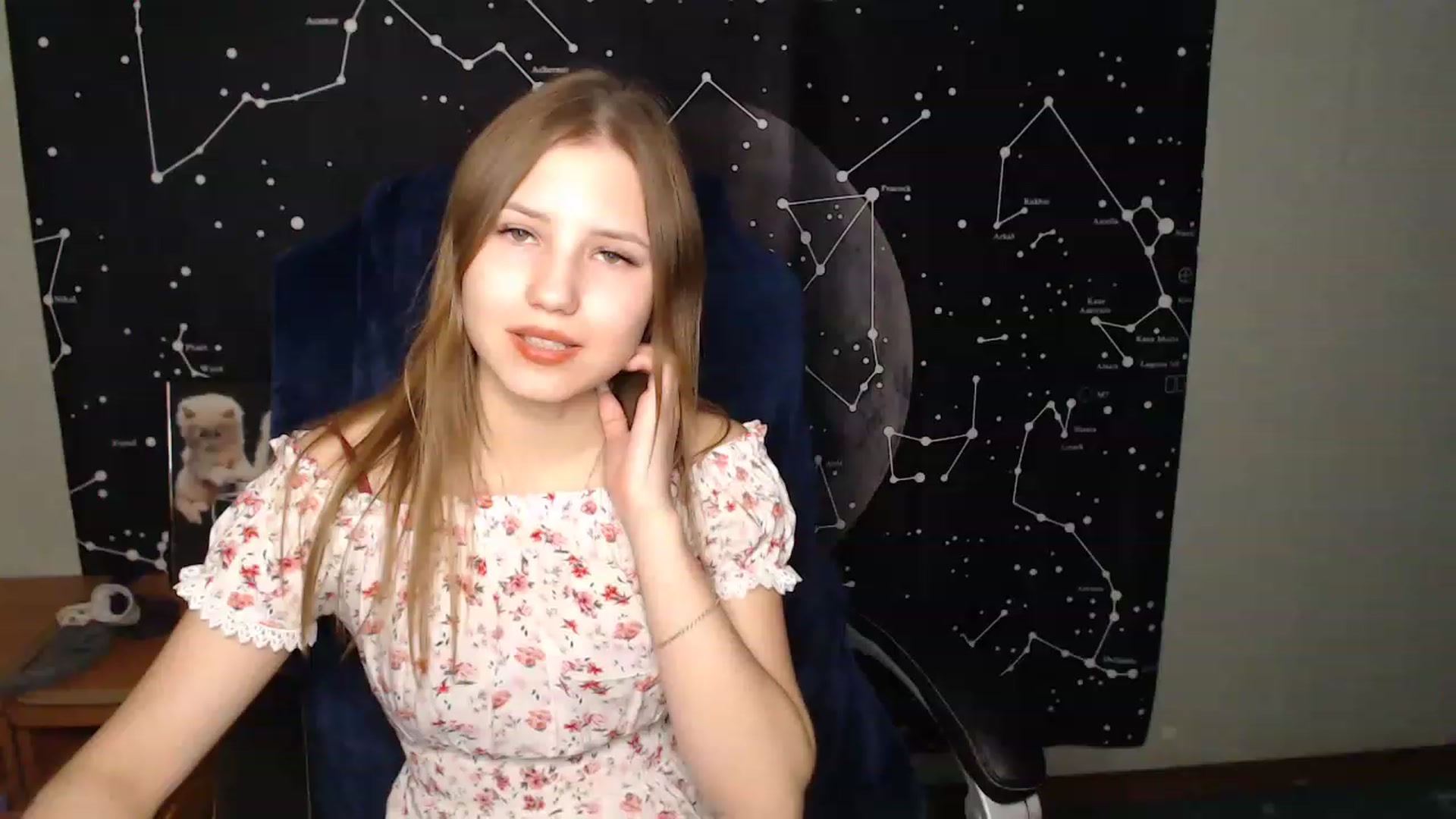 Gallery image thumbnail from AngelaOwen's myfreecams stream on, 11/16/2022, 19:55 image 14 of 20