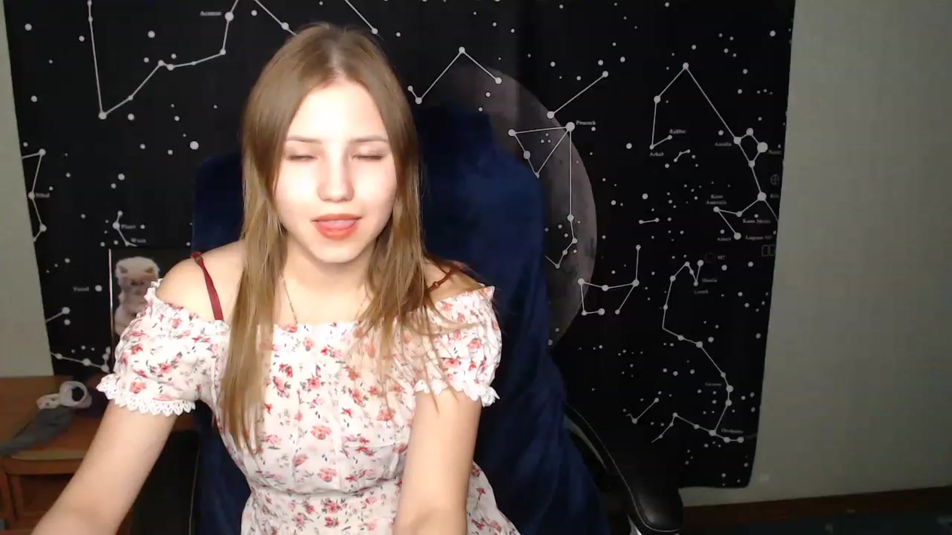 Gallery image thumbnail from AngelaOwen's myfreecams stream on, 11/16/2022, 19:55 image 9 of 20