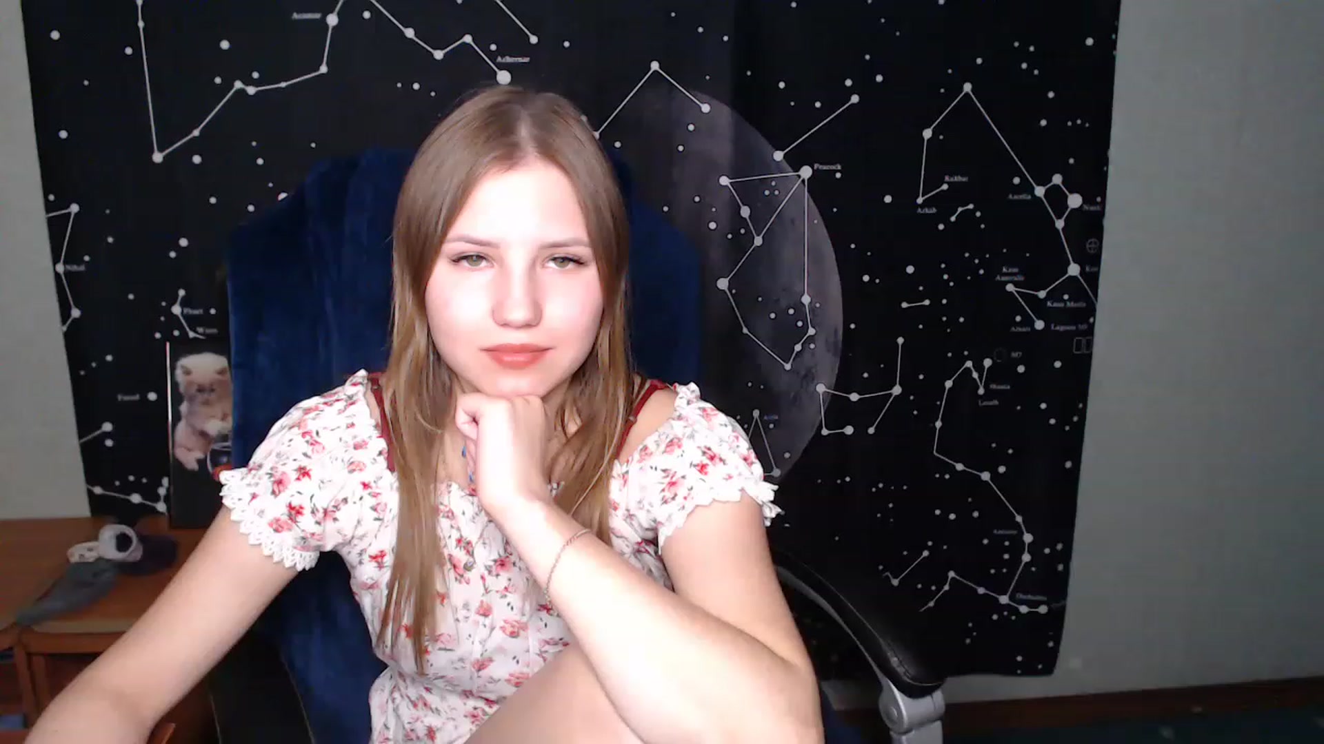 Gallery image thumbnail from AngelaOwen's myfreecams stream on, 11/16/2022, 20:44 image 3 of 20