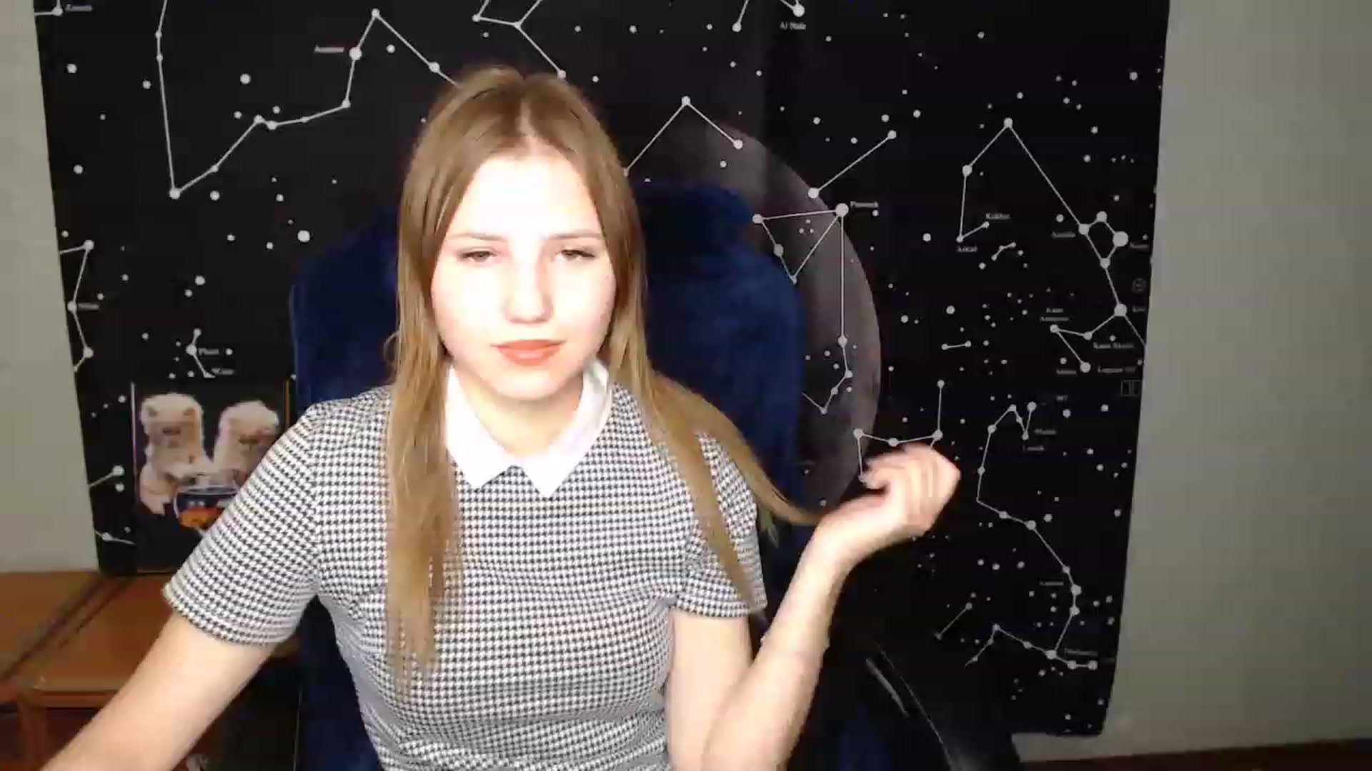 Gallery image thumbnail from AngelaOwen's myfreecams stream on, 11/22/2022, 20:35 image 1 of 20