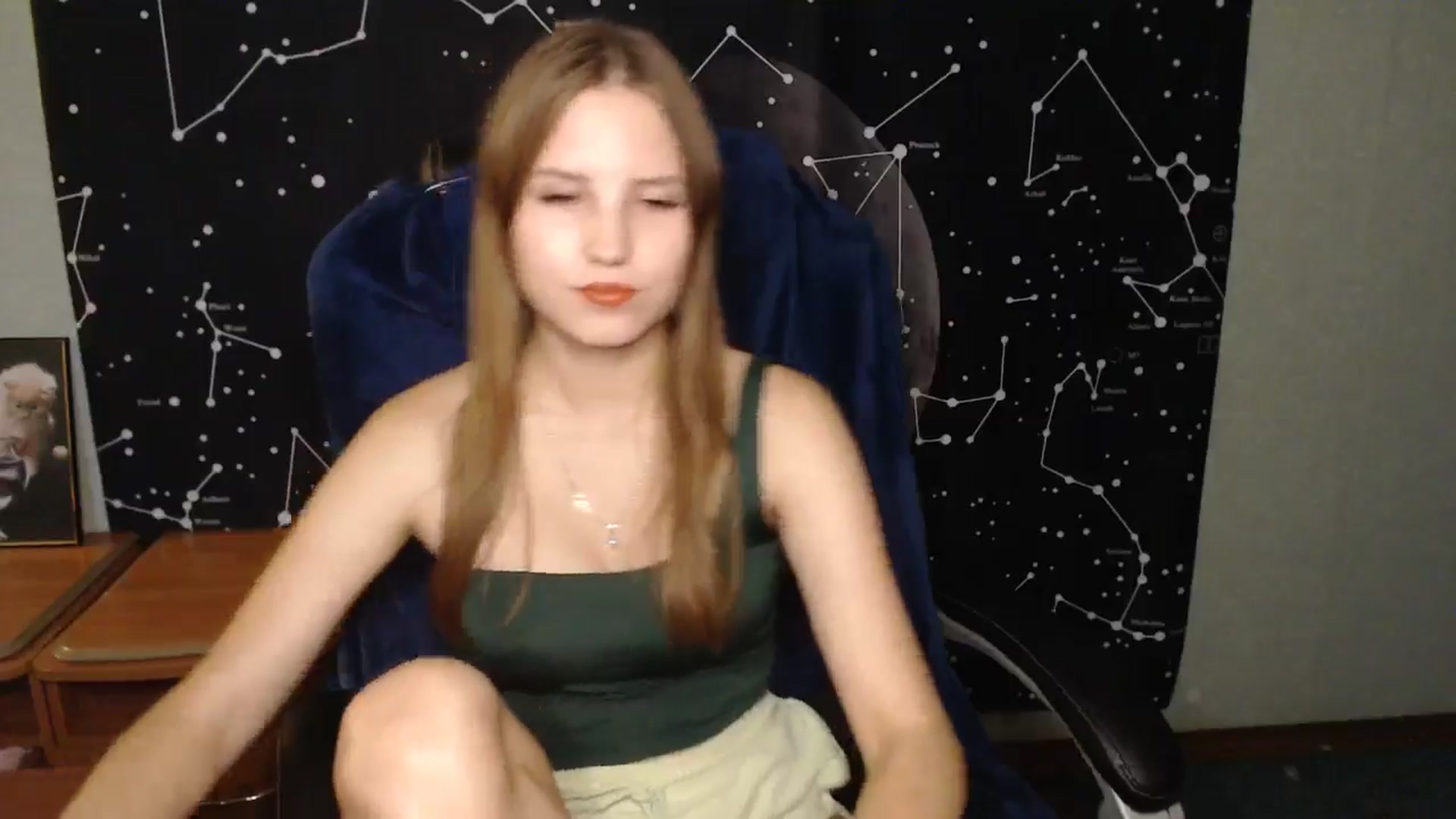 Gallery image thumbnail from AngelaOwen's myfreecams stream on, 08/08/2024, 16:27 image 7 of 20