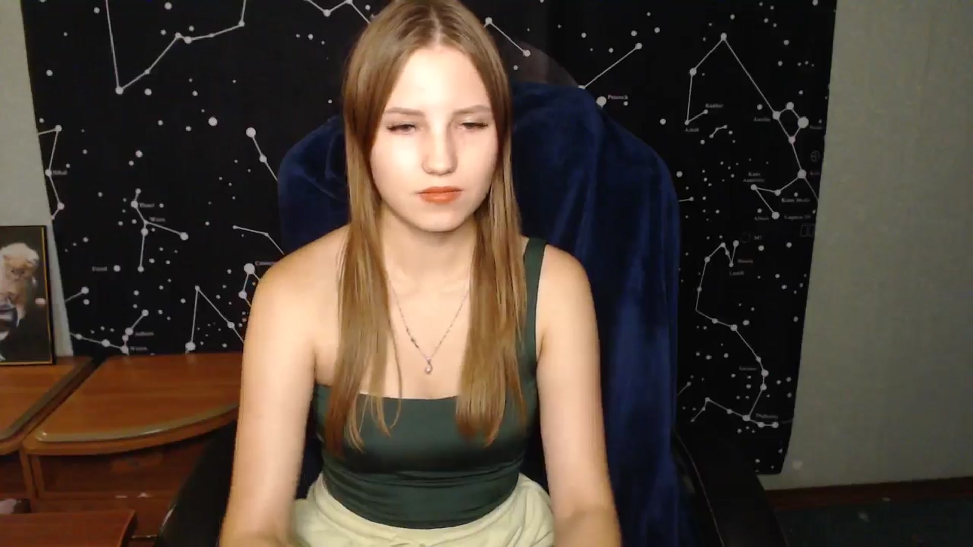 Gallery image thumbnail from AngelaOwen's myfreecams stream on, 08/08/2024, 16:27 image 8 of 20