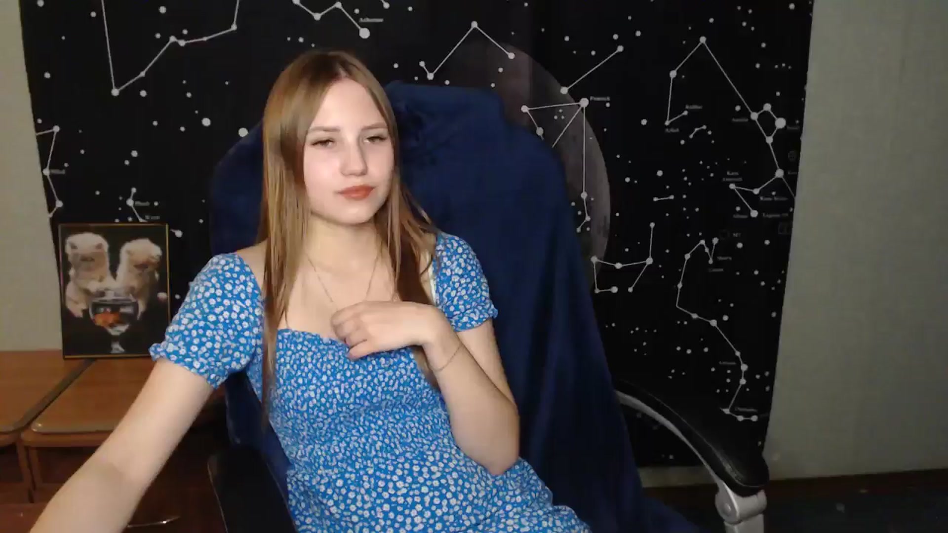Gallery image thumbnail from AngelaOwen's myfreecams stream on, 09/28/2024, 19:18 image 8 of 20