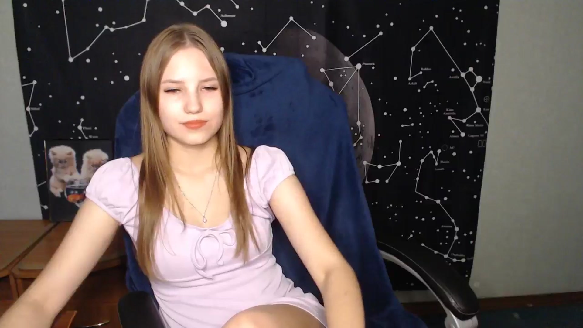 Gallery image thumbnail from AngelaOwen's myfreecams stream on, 10/02/2024, 13:18 image 15 of 20