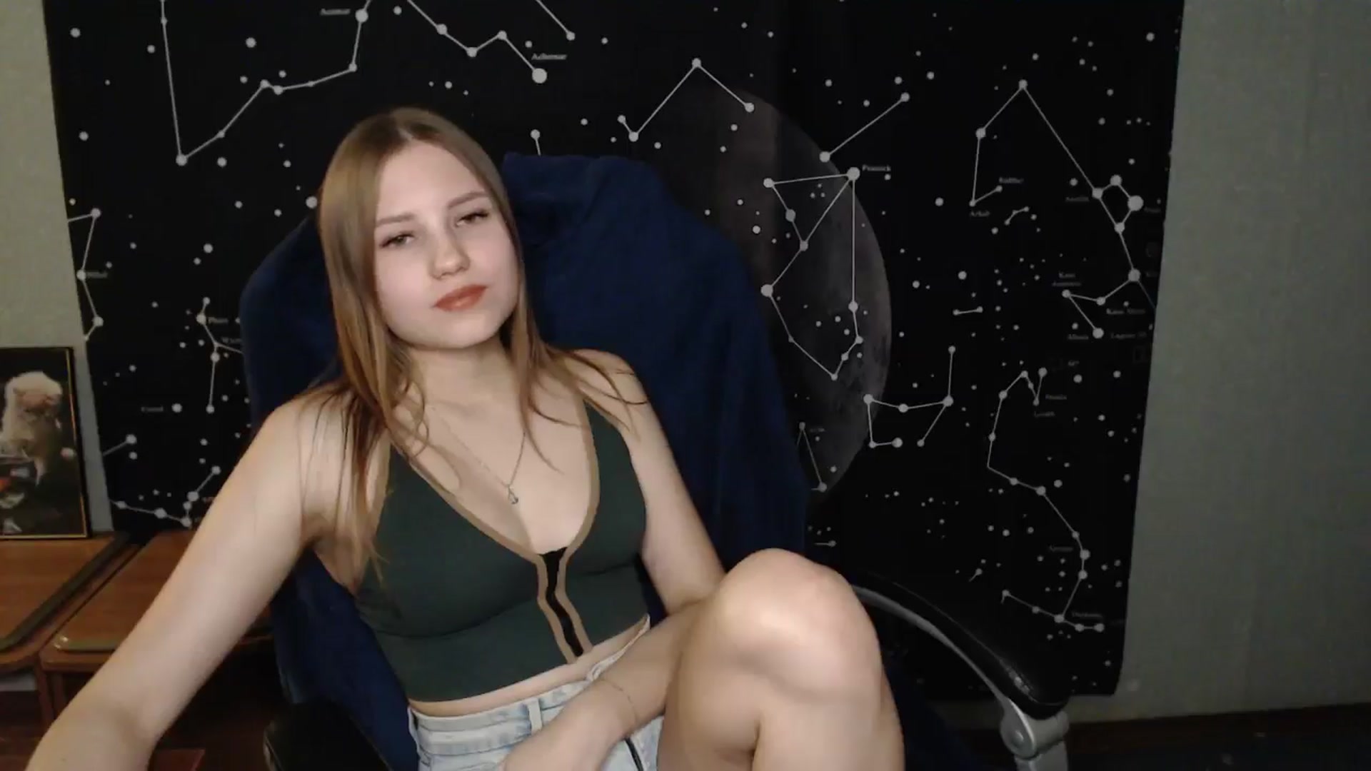 Gallery image thumbnail from AngelaOwen's myfreecams stream on, 12/26/2024, 19:50 image 14 of 20