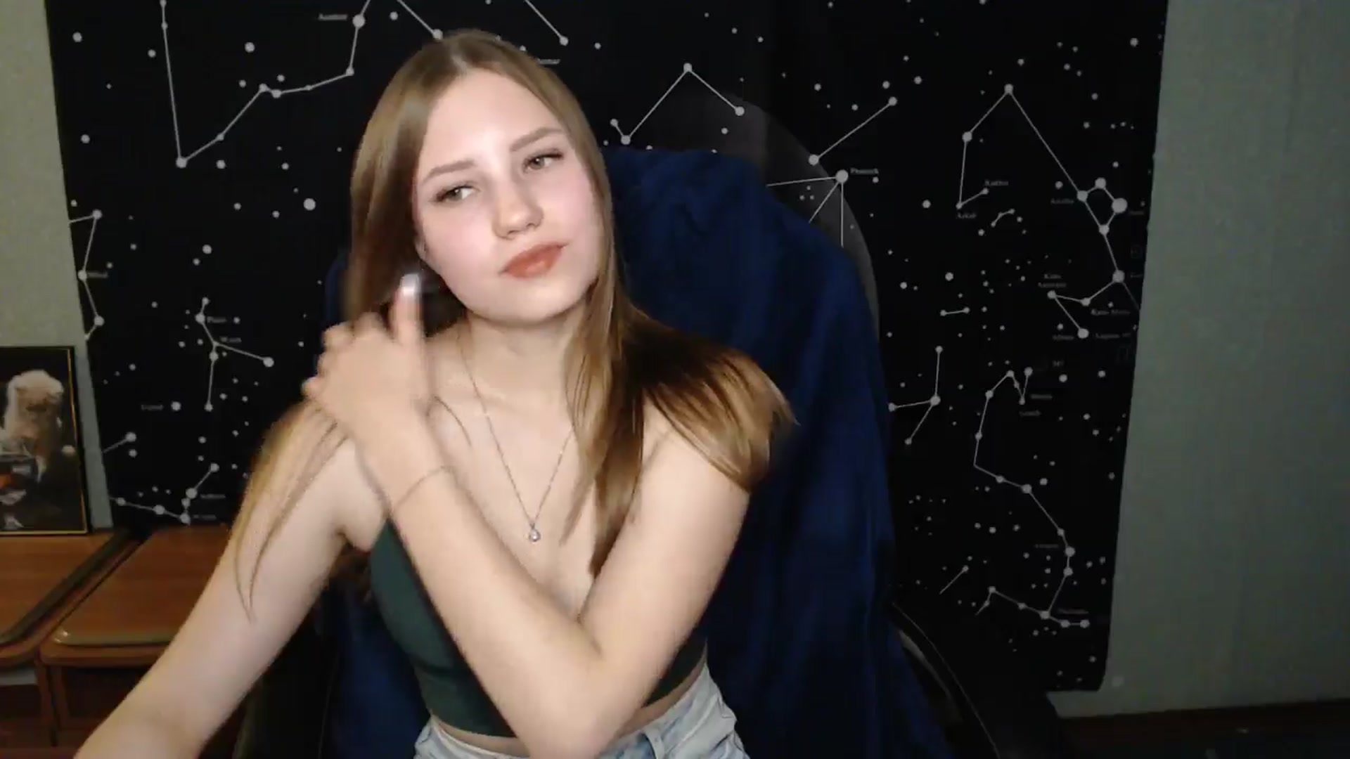 Gallery image thumbnail from AngelaOwen's myfreecams stream on, 12/26/2024, 21:19 image 3 of 20