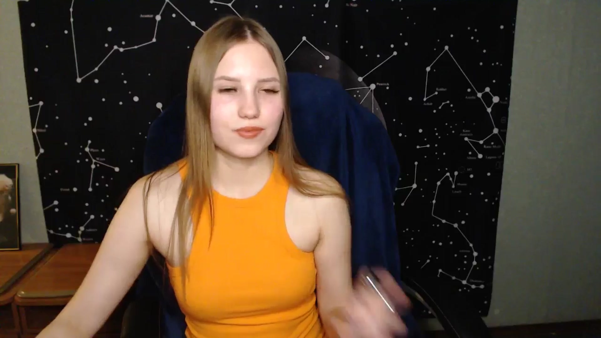 Gallery image thumbnail from AngelaOwen's myfreecams stream on, 02/26/2025, 20:02 image 10 of 20