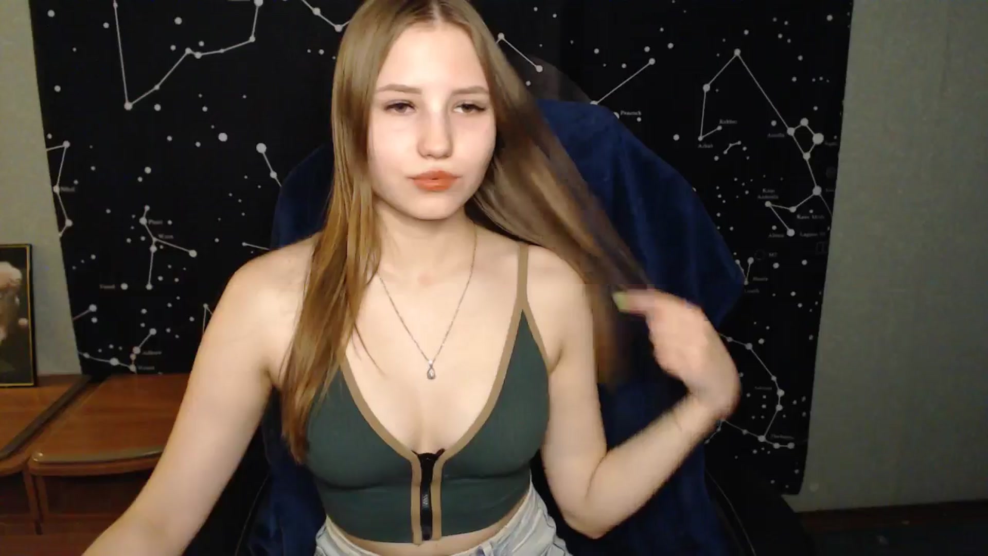 Gallery image thumbnail from AngelaOwen's myfreecams stream on, 03/04/2025, 17:04 image 12 of 20