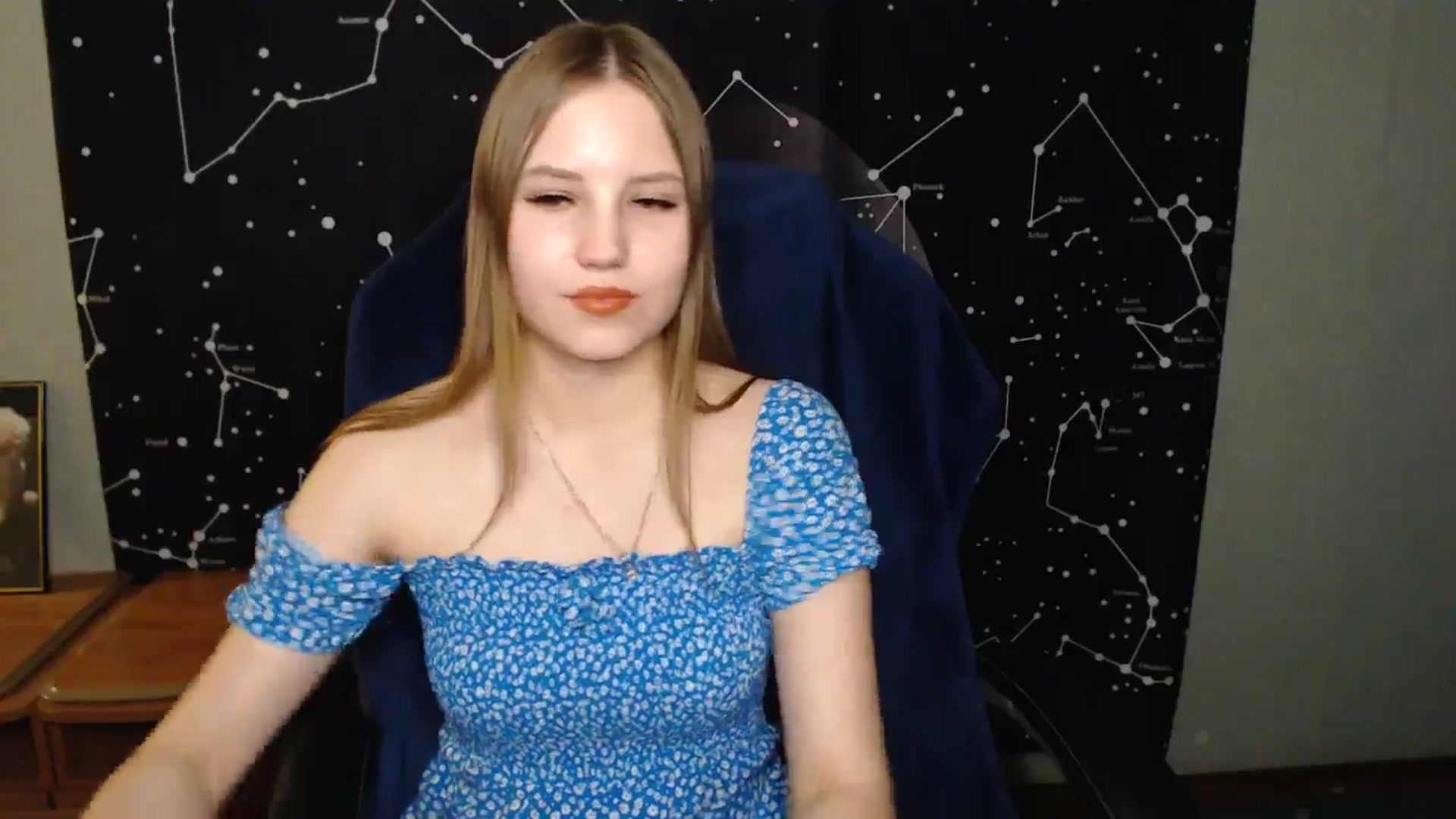 Gallery image thumbnail from AngelaOwen's myfreecams stream on, 03/17/2025, 19:27 image 2 of 20