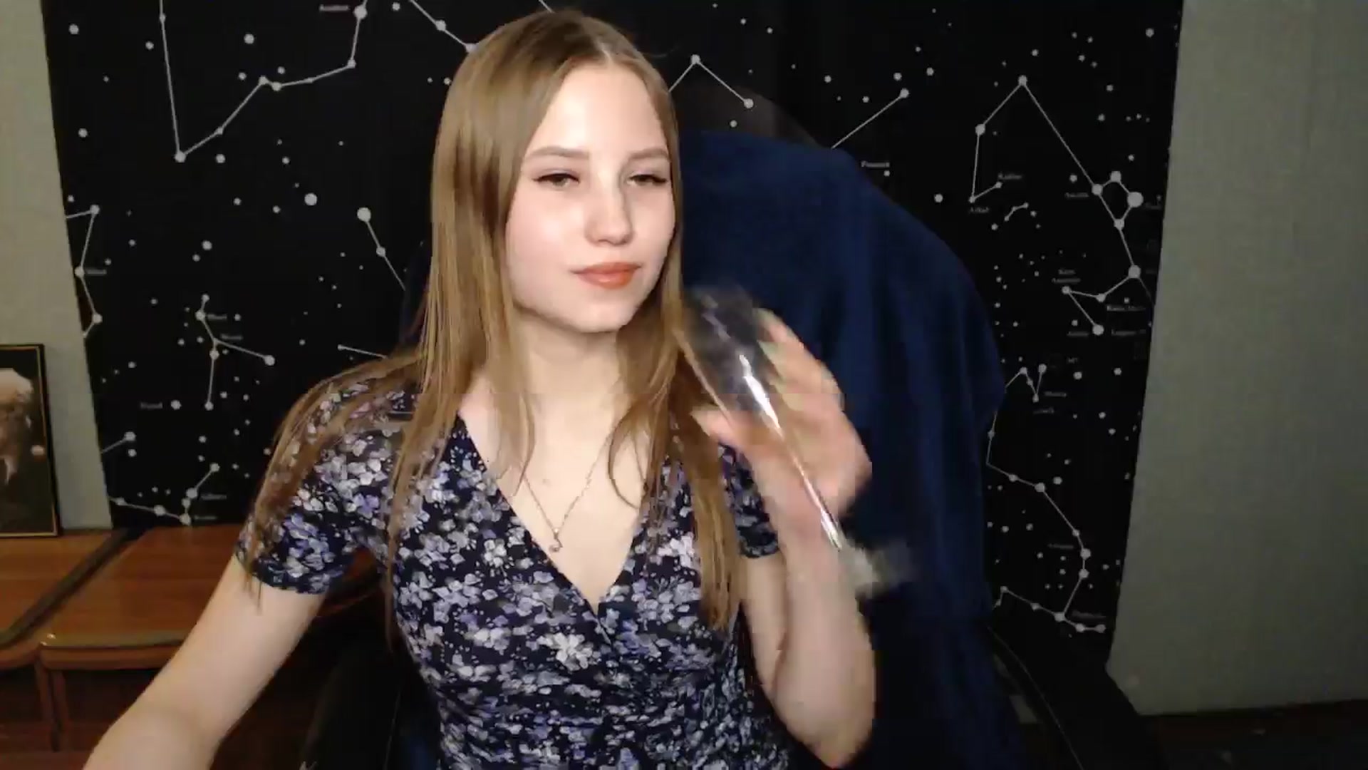 Gallery image thumbnail from AngelaOwen's myfreecams stream on, 03/19/2025, 19:27 image 13 of 20