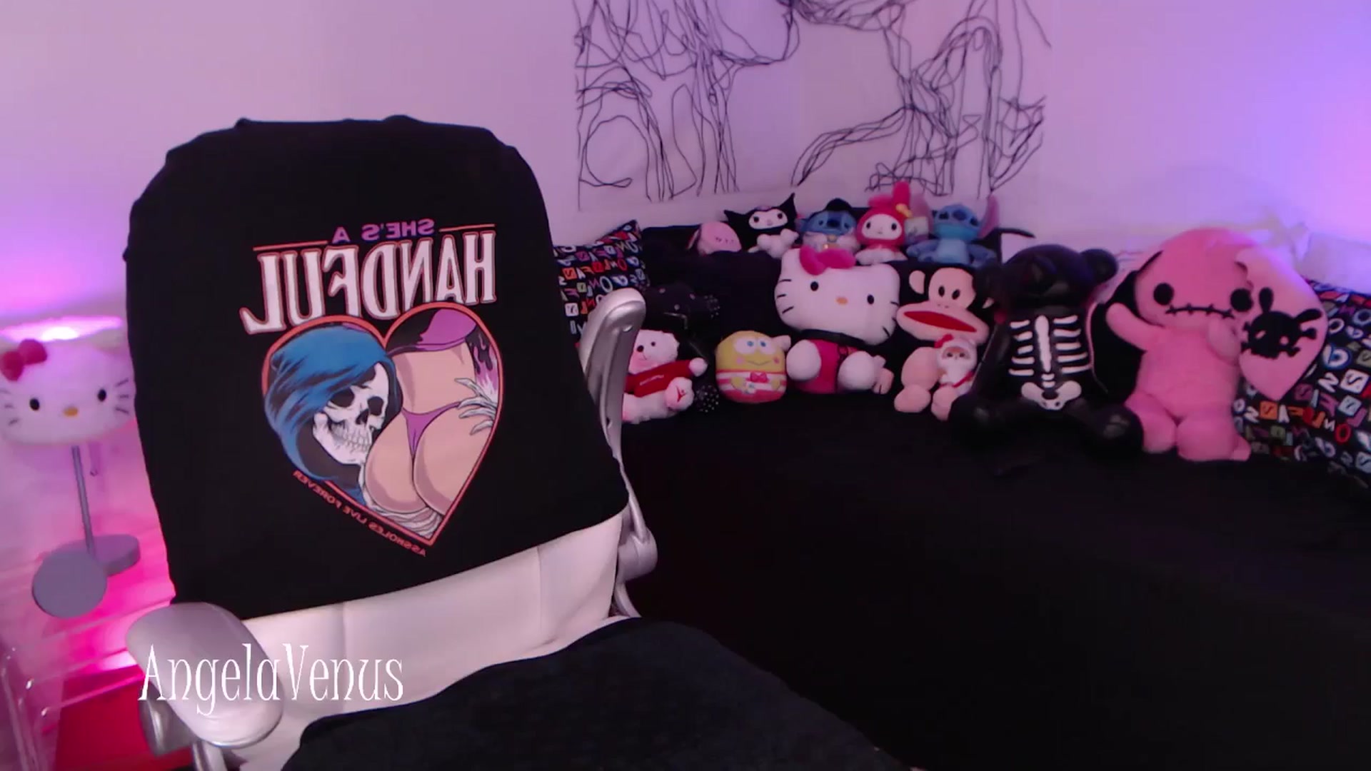 Gallery image thumbnail from AngelaVenus's myfreecams stream on, 02/08/2026, 10:16 image 12 of 20