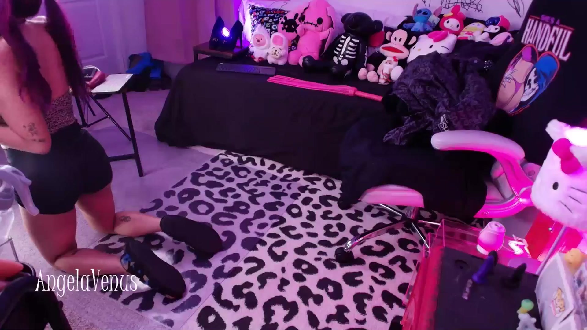Gallery image thumbnail from AngelaVenus's myfreecams stream on, 02/23/2026, 12:44 image 9 of 20