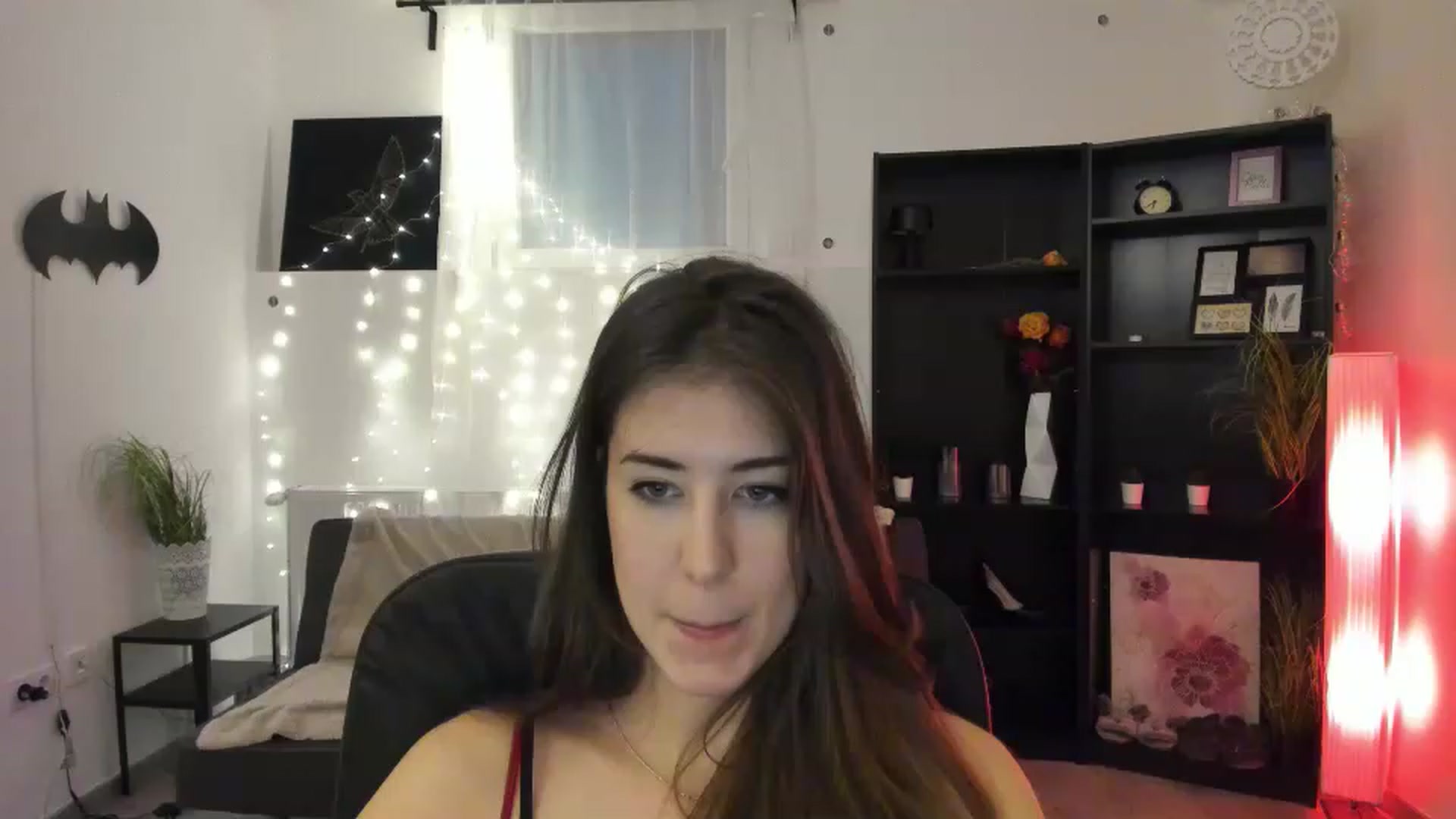 Gallery image thumbnail from Angela_White_'s myfreecams stream on, 03/02/2023, 13:57 image 15 of 20