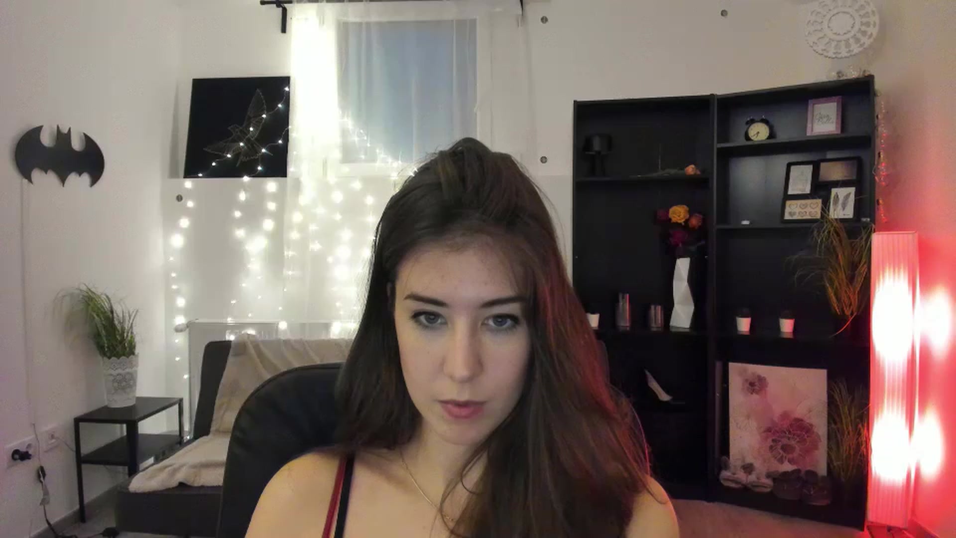 Gallery image thumbnail from Angela_White_'s myfreecams stream on, 03/02/2023, 13:57 image 12 of 20
