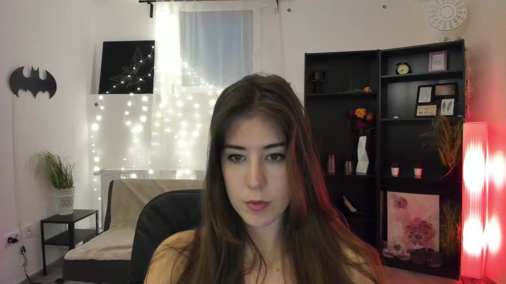 Gallery image thumbnail from Angela_White_'s myfreecams stream on, 03/02/2023, 13:57 image 5 of 20