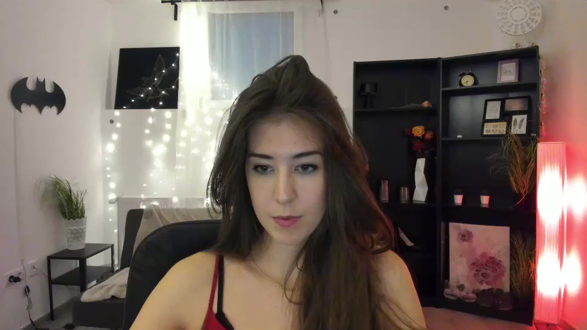 Gallery image thumbnail from Angela_White_'s myfreecams stream on, 03/02/2023, 13:57 image 8 of 20