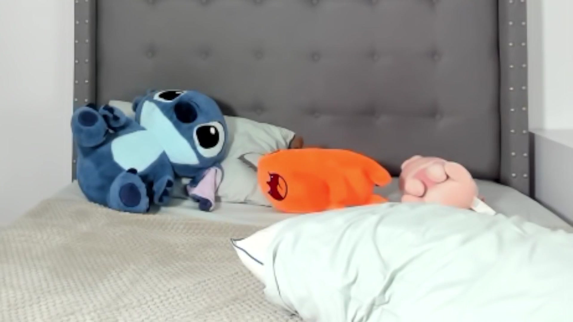 Gallery image thumbnail from Angelacutie's myfreecams stream on, 03/29/2026, 06:30 image 1 of 20