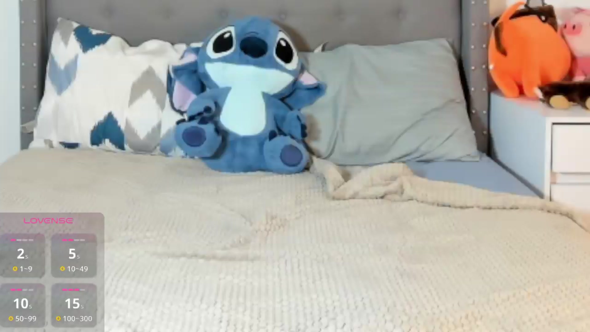 Gallery image thumbnail from Angelacutie's myfreecams stream on, 05/17/2026, 05:44 image 5 of 20