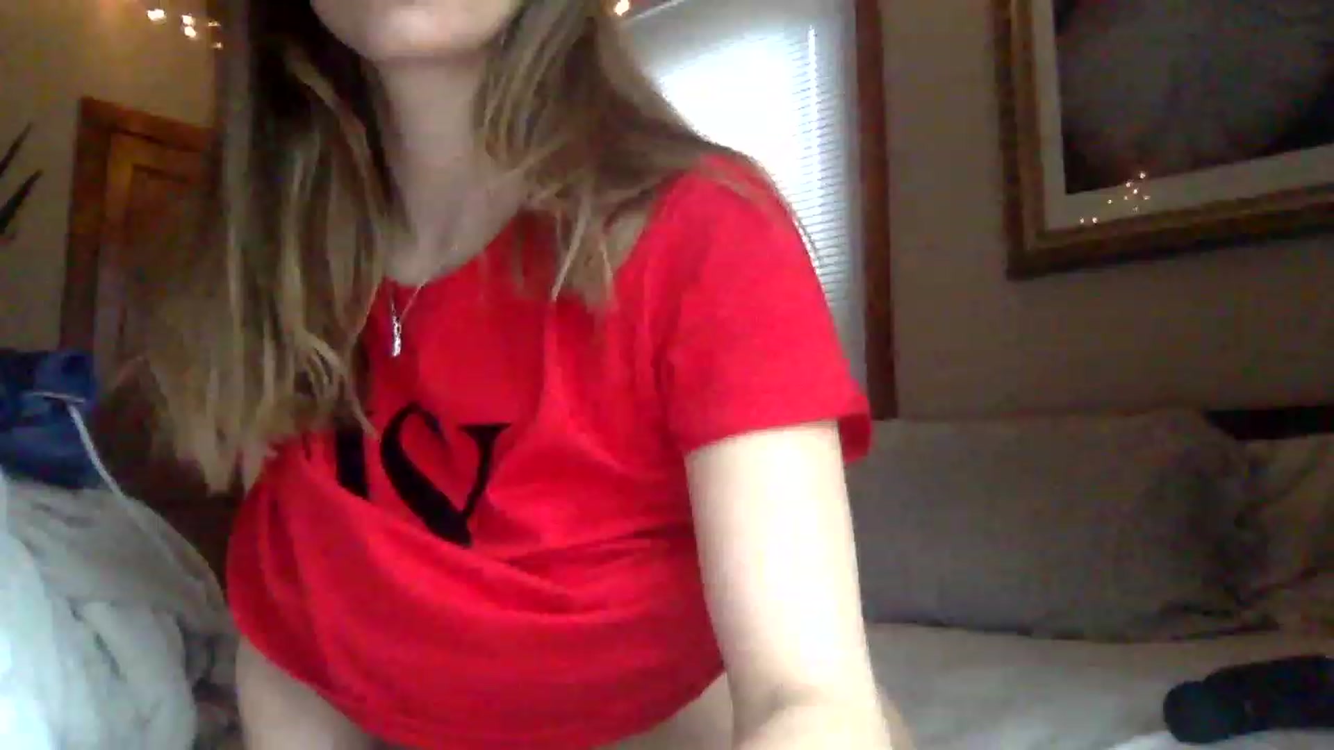 Gallery image thumbnail from Angelbabyyyy2's myfreecams stream on, 01/12/2023, 19:08 image 2 of 20