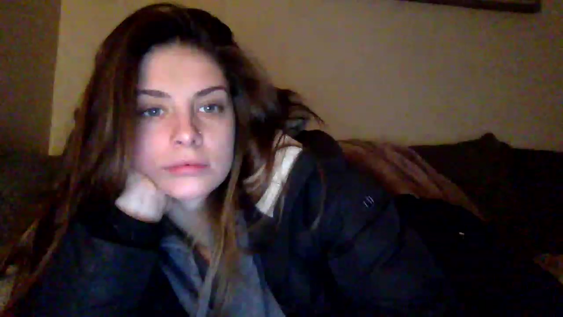 Gallery image thumbnail from Angelbabyyyy2's myfreecams stream on, 02/03/2023, 13:31 image 8 of 20