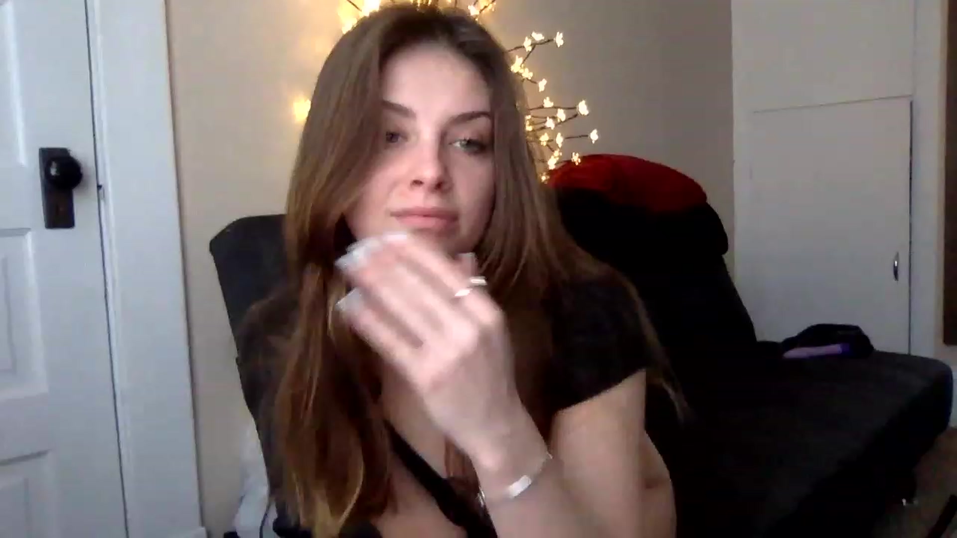 Gallery image thumbnail from Angelbabyyyy2's myfreecams stream on, 02/17/2023, 16:33 image 4 of 20