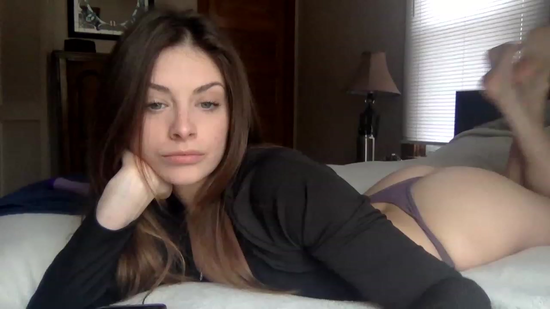 Gallery image thumbnail from Angelbabyyyy2's myfreecams stream on, 03/02/2023, 16:28 image 4 of 20