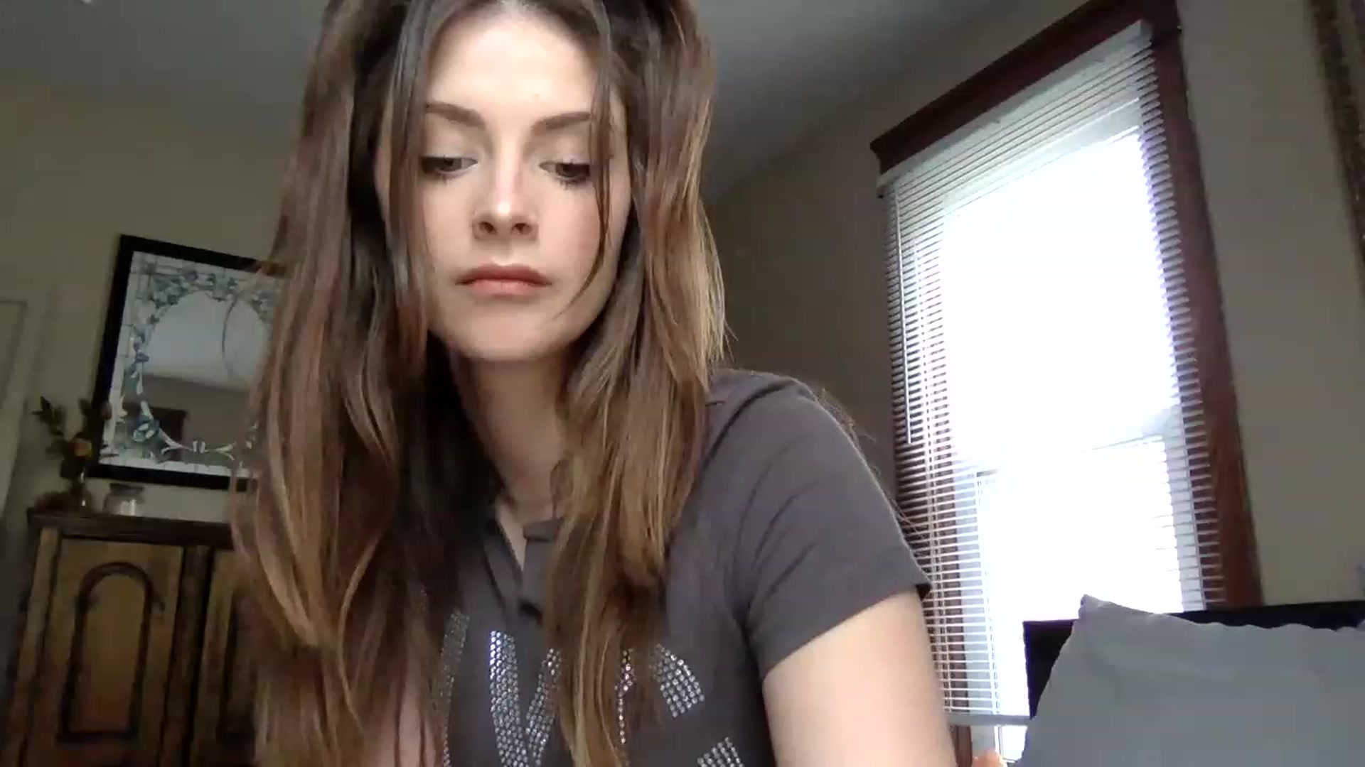 Gallery image thumbnail from Angelbabyyyy2's myfreecams stream on, 04/21/2023, 14:16 image 4 of 20