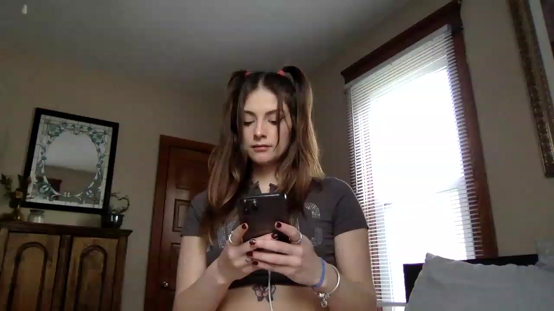 Gallery image thumbnail from Angelbabyyyy2's myfreecams stream on, 04/21/2023, 14:16 image 20 of 20