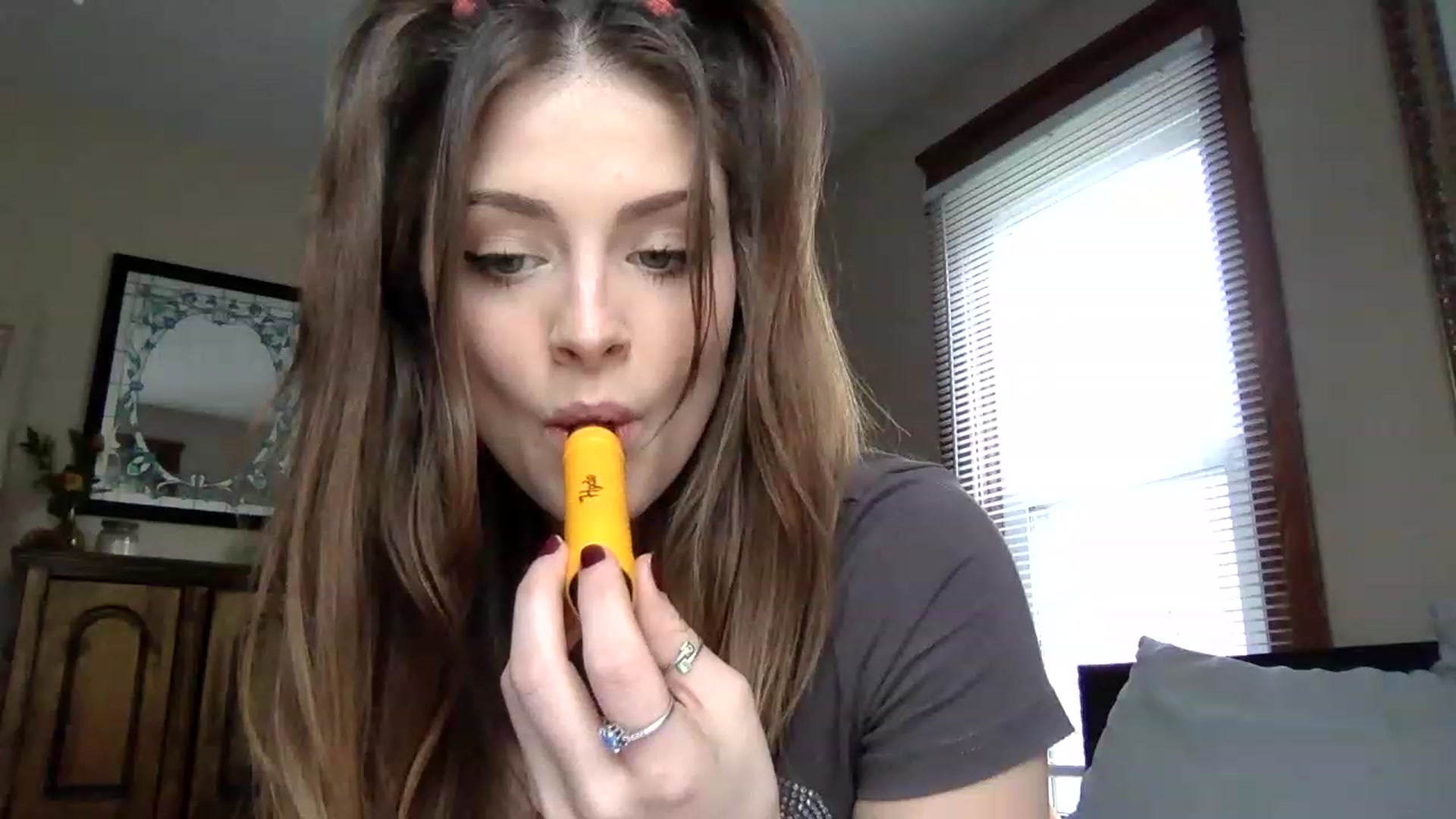 Gallery image thumbnail from Angelbabyyyy2's myfreecams stream on, 04/21/2023, 14:16 image 9 of 20