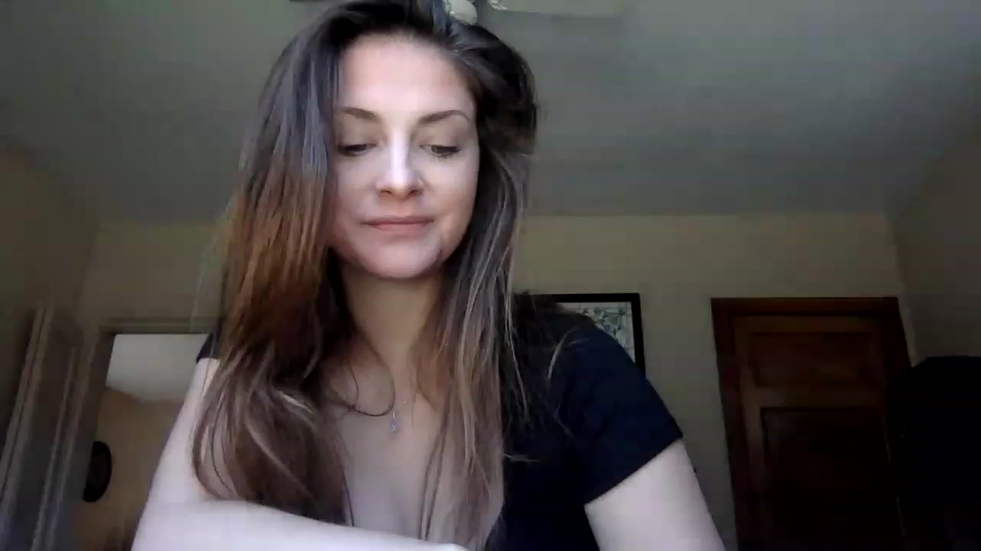 Gallery image thumbnail from Angelbabyyyy2's myfreecams stream on, 05/10/2023, 15:54 image 12 of 20