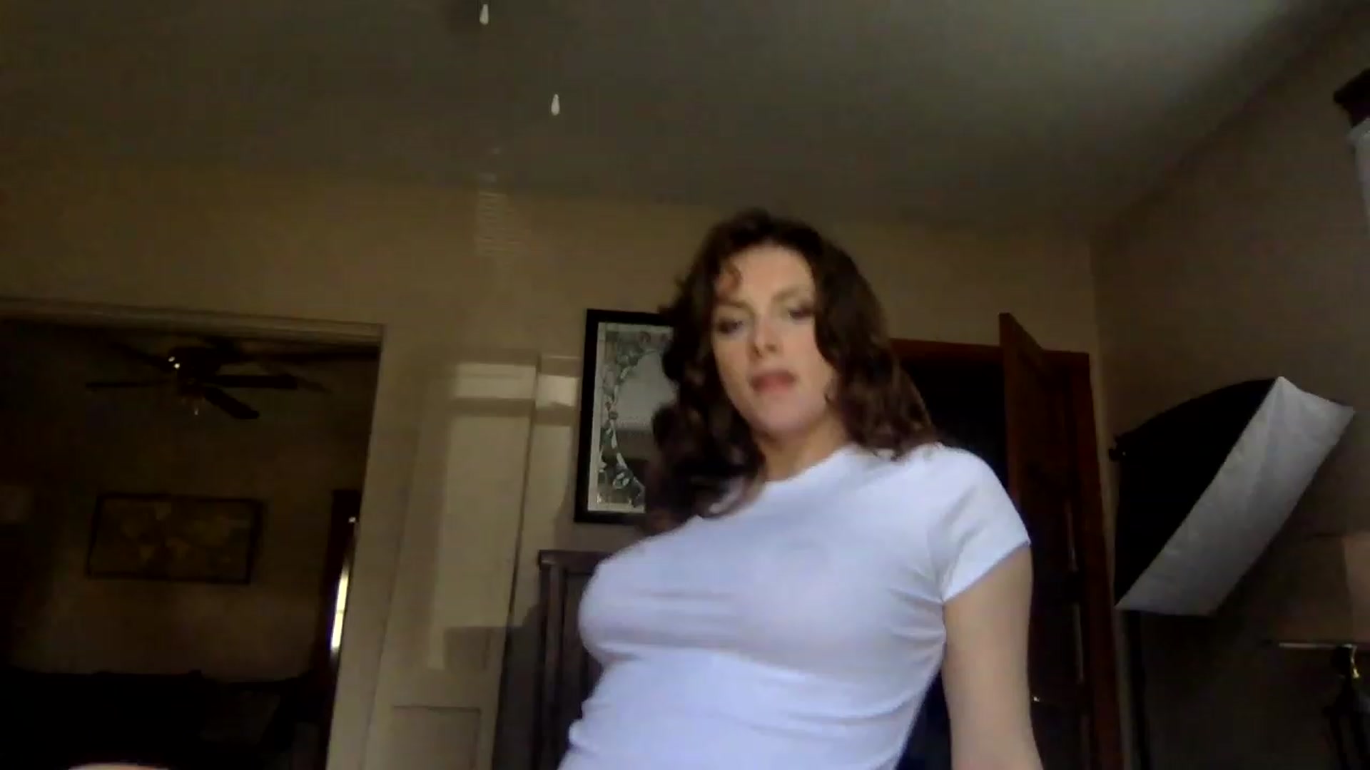 Gallery image thumbnail from Angelbabyyyy2's myfreecams stream on, 05/16/2023, 19:24 image 6 of 20