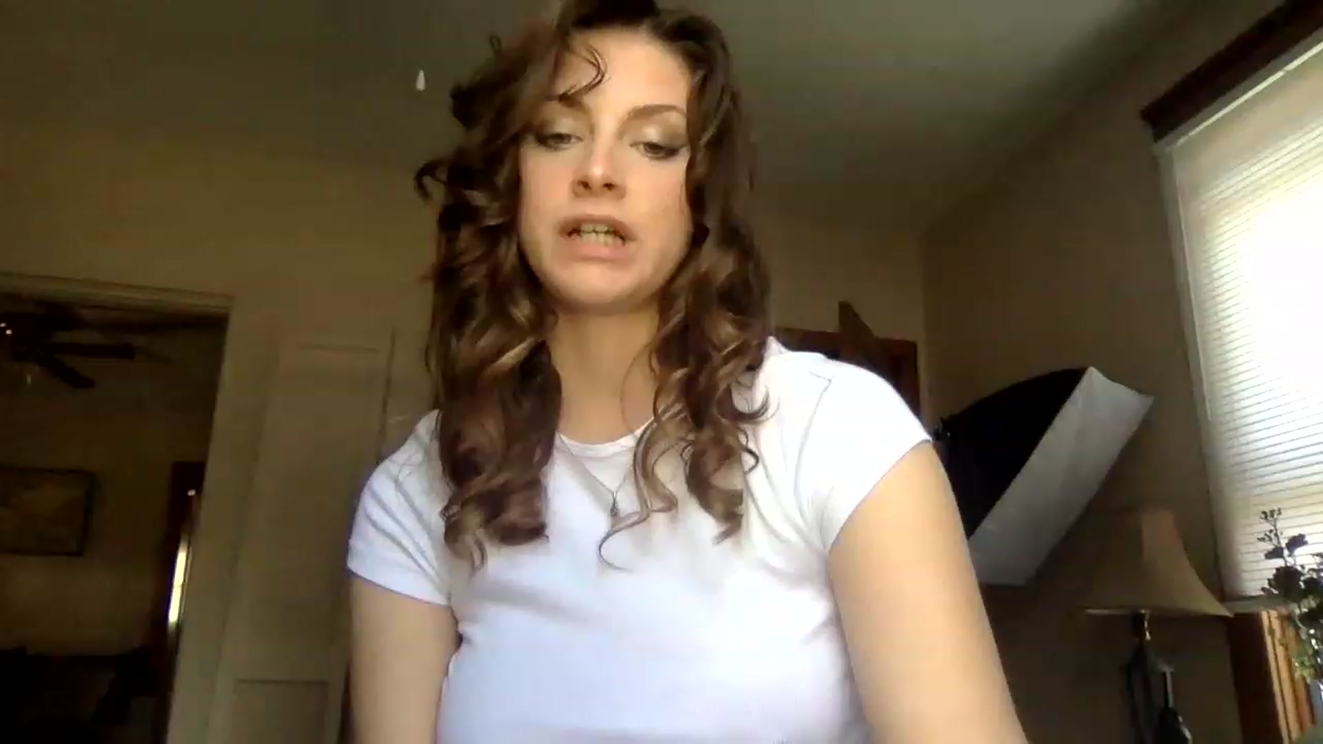 Gallery image thumbnail from Angelbabyyyy2's myfreecams stream on, 05/16/2023, 19:24 image 16 of 20
