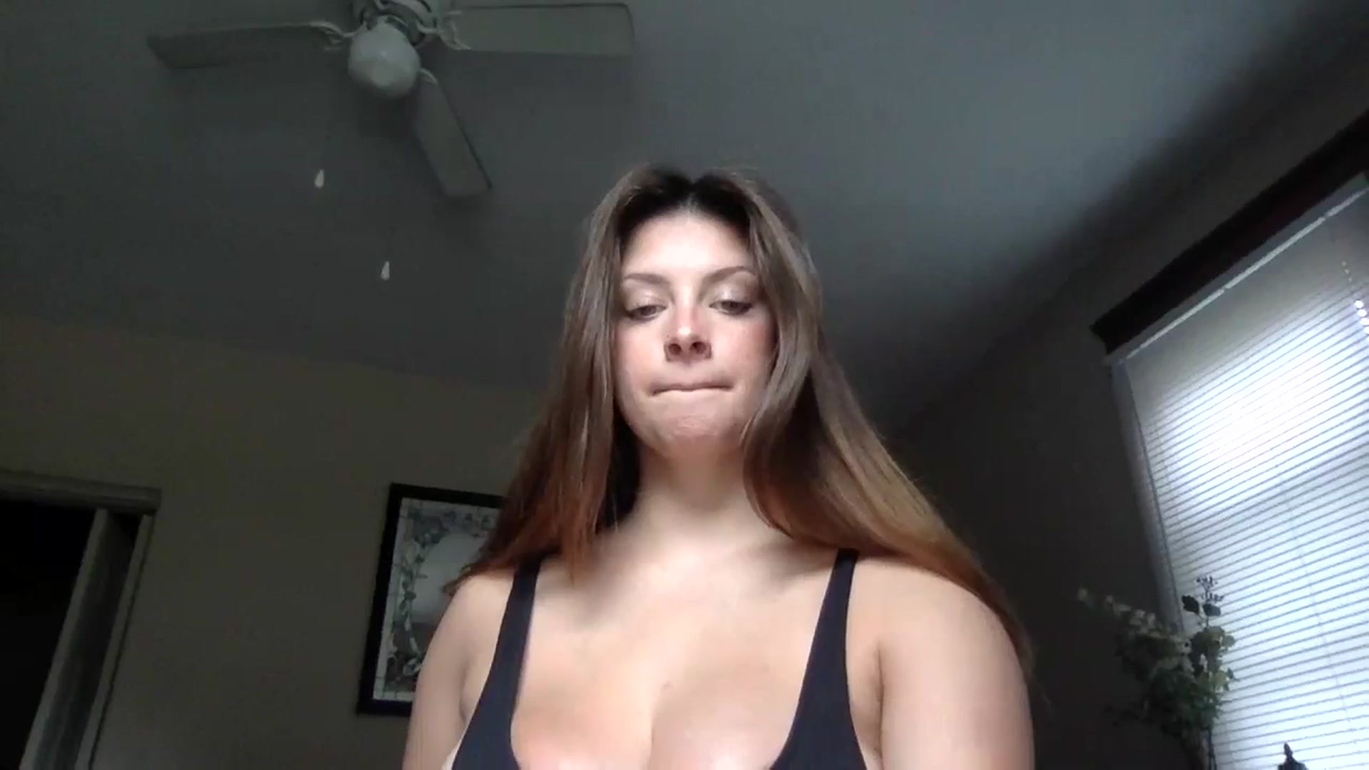 Gallery image thumbnail from Angelbabyyyy2's myfreecams stream on, 08/30/2023, 15:25 image 17 of 20