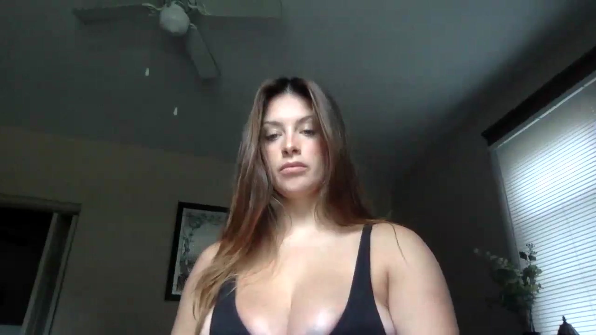 Gallery image thumbnail from Angelbabyyyy2's myfreecams stream on, 08/30/2023, 15:25 image 3 of 20