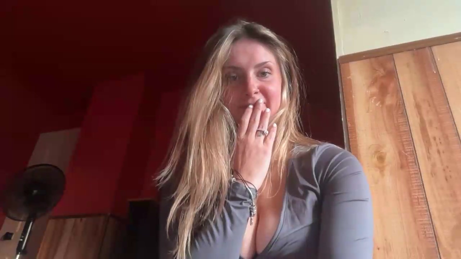 Gallery image thumbnail from Angelbabyyyy2's myfreecams stream on, 07/23/2026, 01:37 image 4 of 20