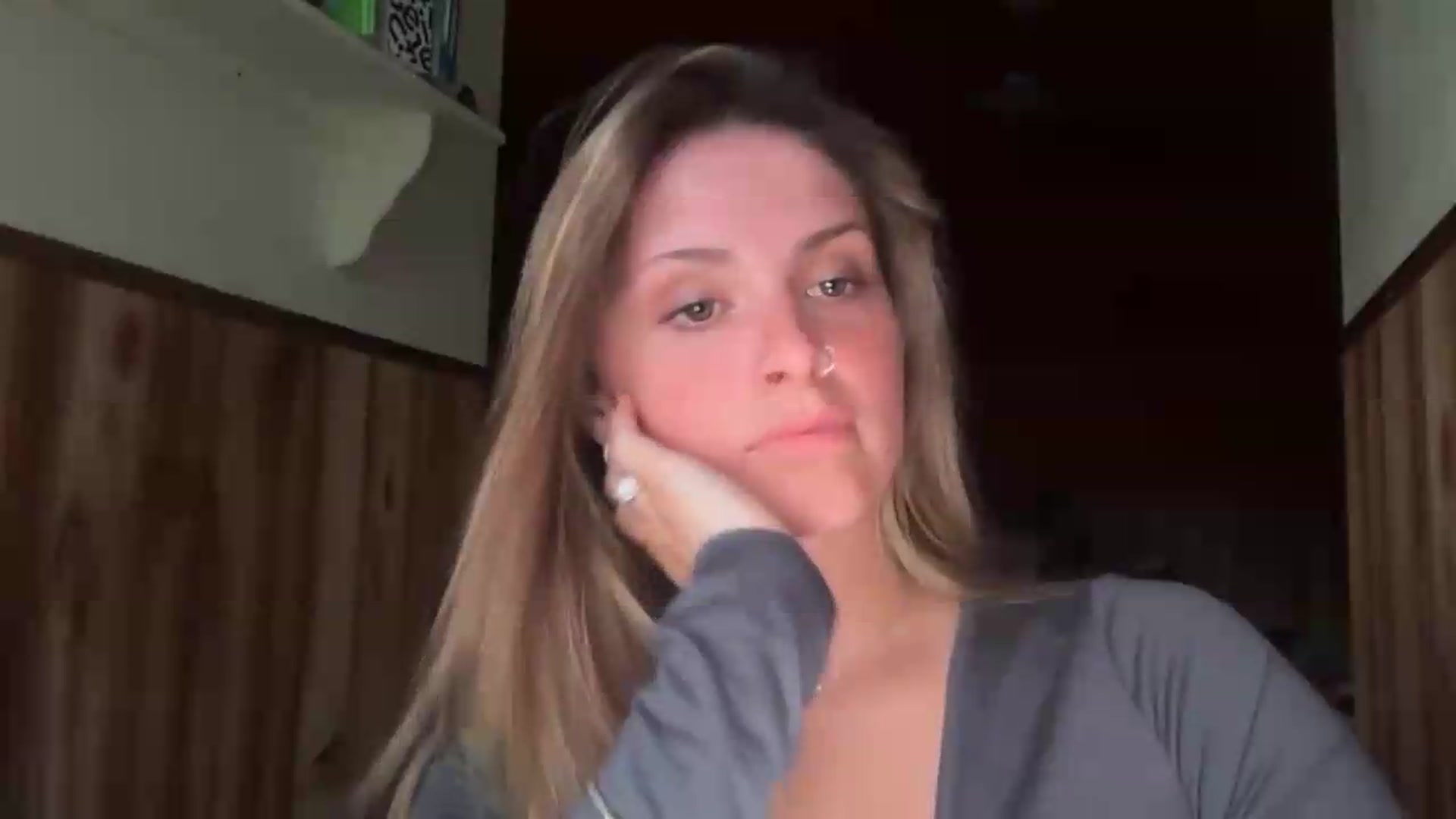 Gallery image thumbnail from Angelbabyyyy2's myfreecams stream on, 07/23/2026, 01:37 image 14 of 20