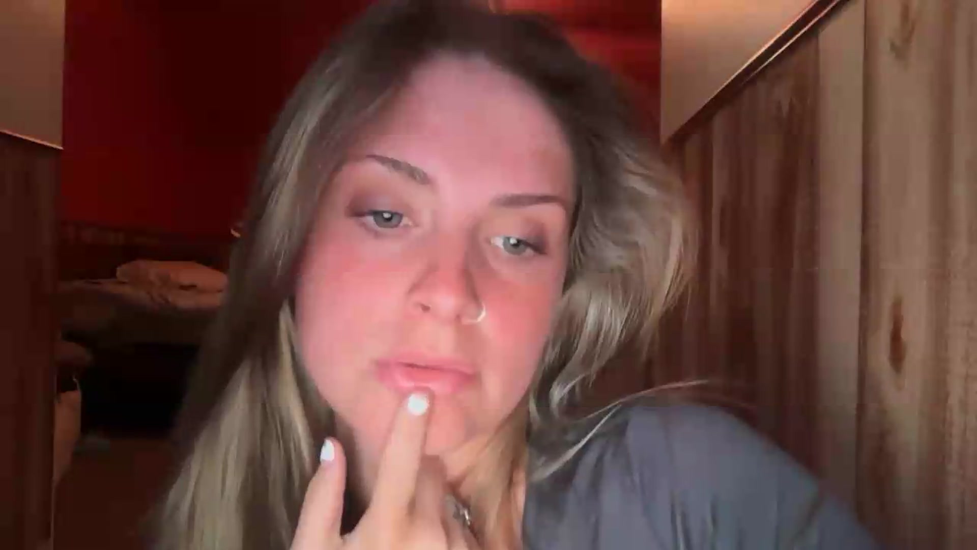 Gallery image thumbnail from Angelbabyyyy2's myfreecams stream on, 07/23/2026, 01:37 image 16 of 20