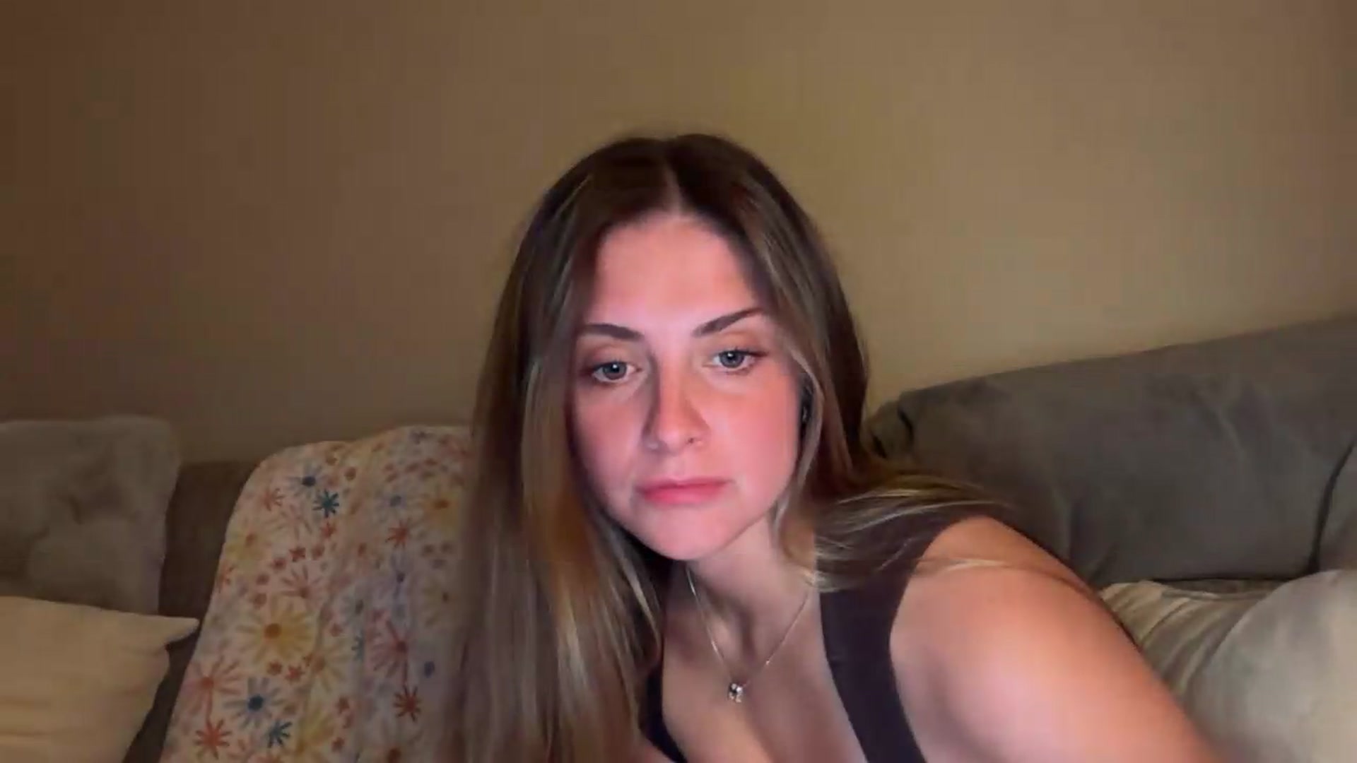Gallery image thumbnail from Angelbabyyyy2's myfreecams stream on, 08/18/2026, 06:00 image 7 of 20