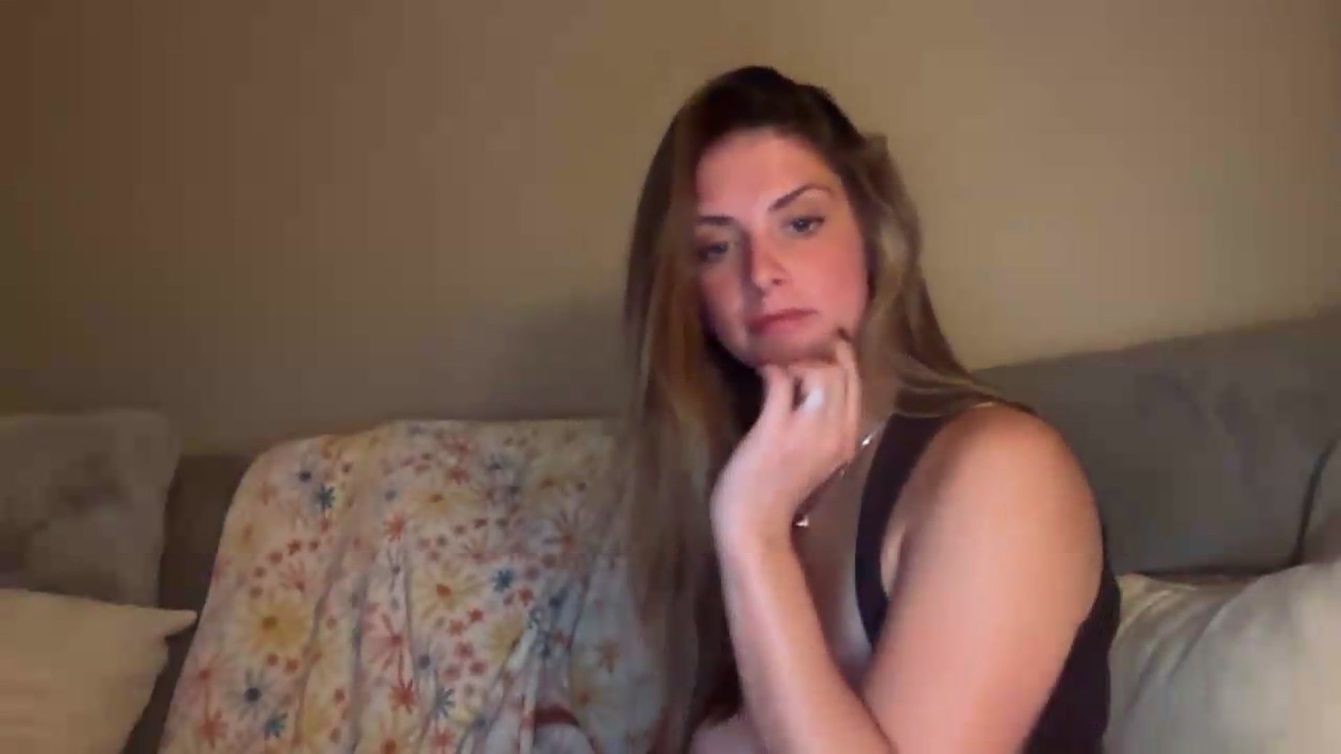 Gallery image thumbnail from Angelbabyyyy2's myfreecams stream on, 08/18/2026, 06:00 image 14 of 20