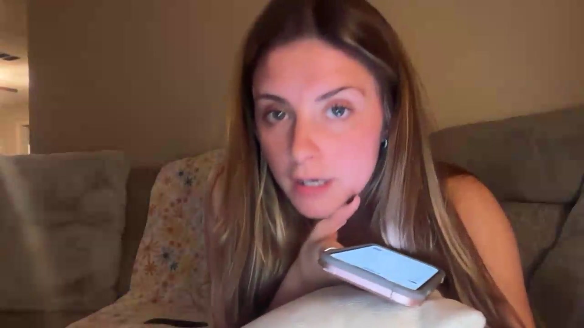 Gallery image thumbnail from Angelbabyyyy2's myfreecams stream on, 08/18/2026, 06:47 image 10 of 20
