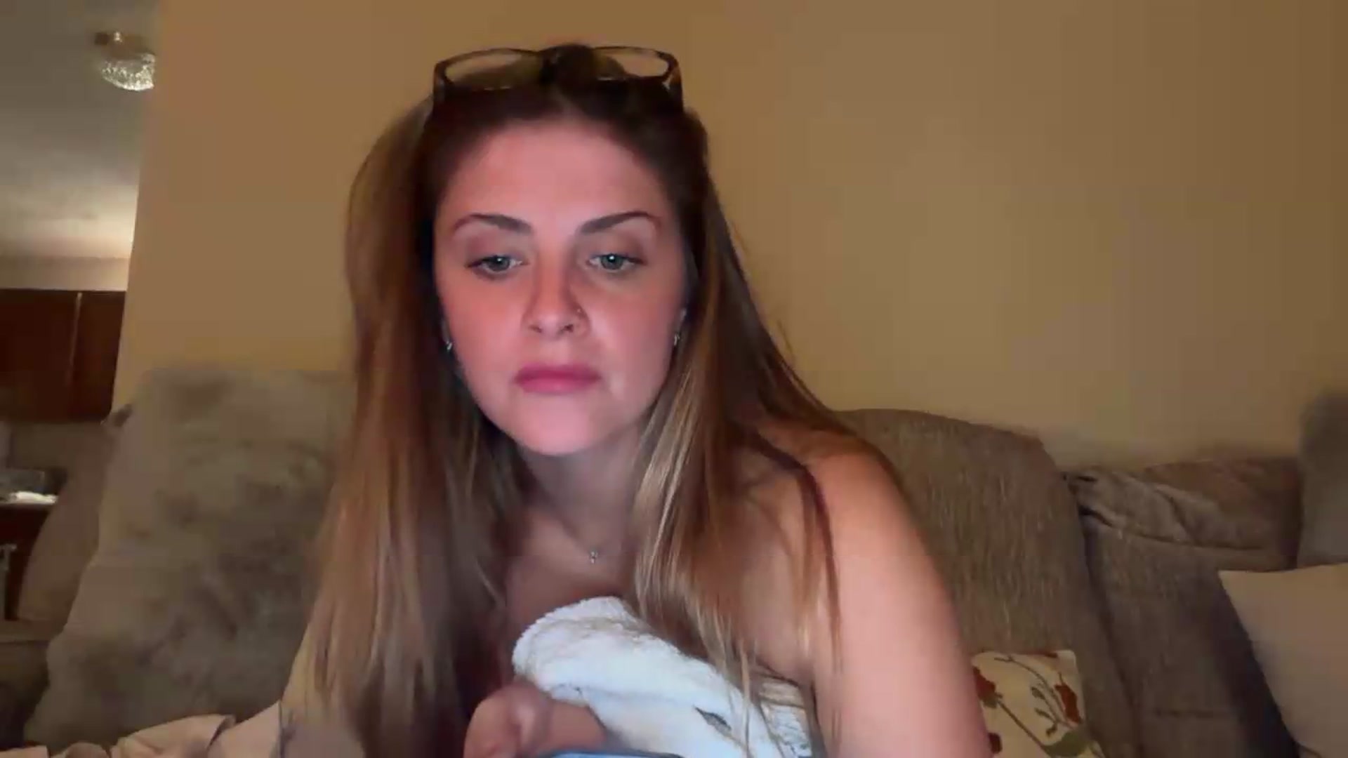 Gallery image thumbnail from Angelbabyyyy2's myfreecams stream on, 09/15/2026, 04:33 image 9 of 20