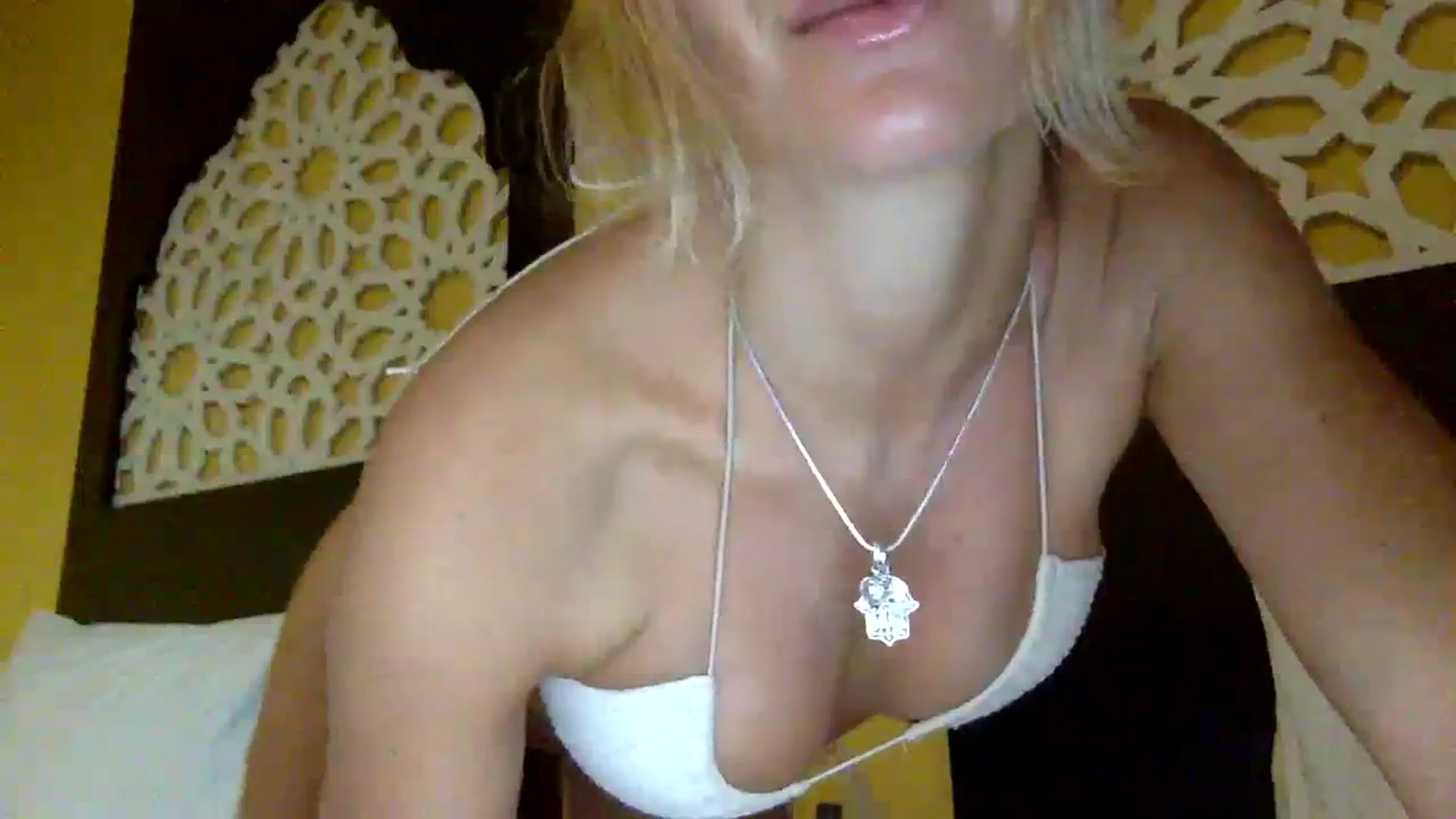 Gallery image thumbnail from Angeleska's myfreecams stream on, 01/30/2024, 11:20 image 6 of 20