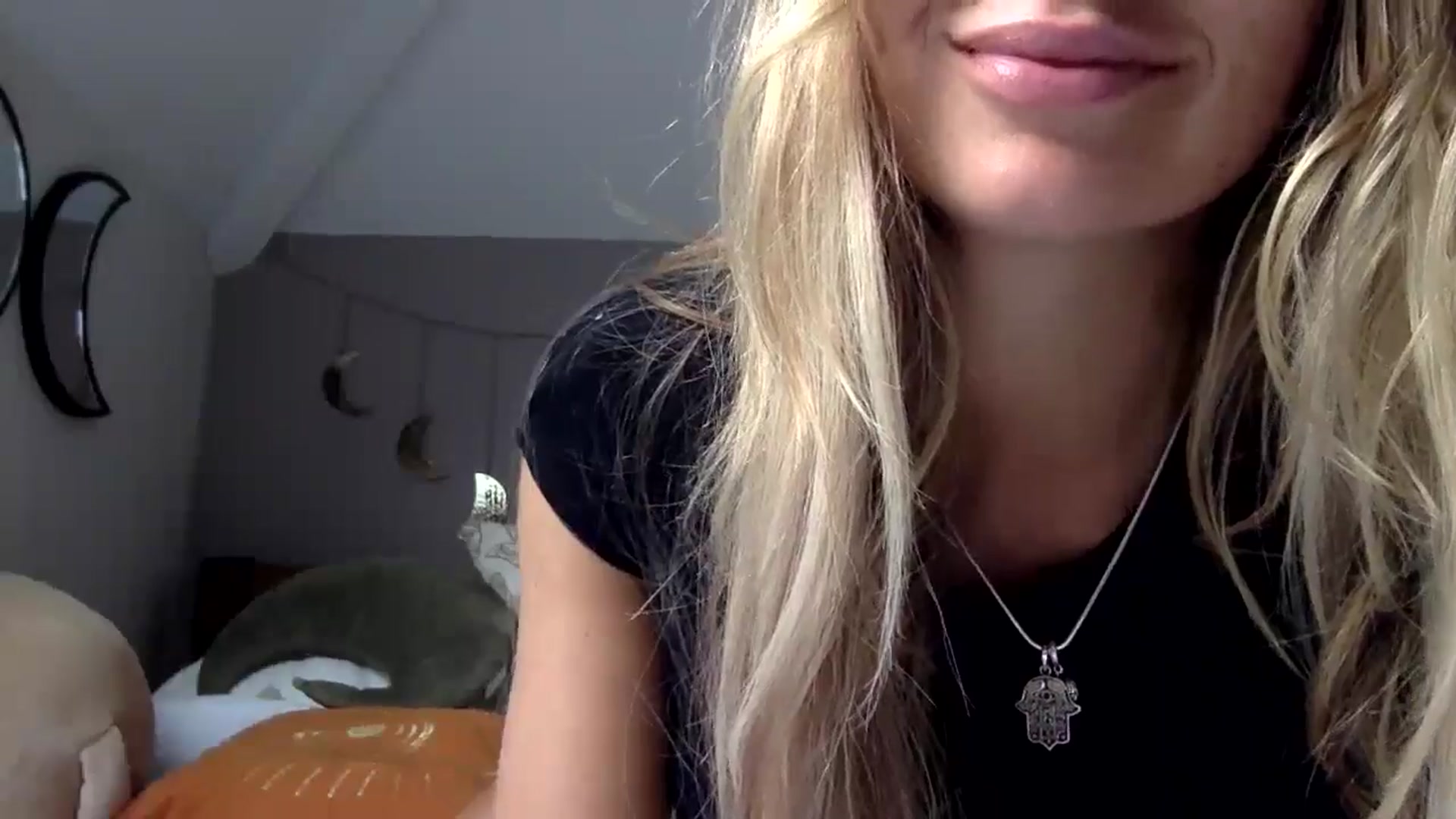Gallery image thumbnail from Angeleska's myfreecams stream on, 07/07/2024, 16:49 image 19 of 20