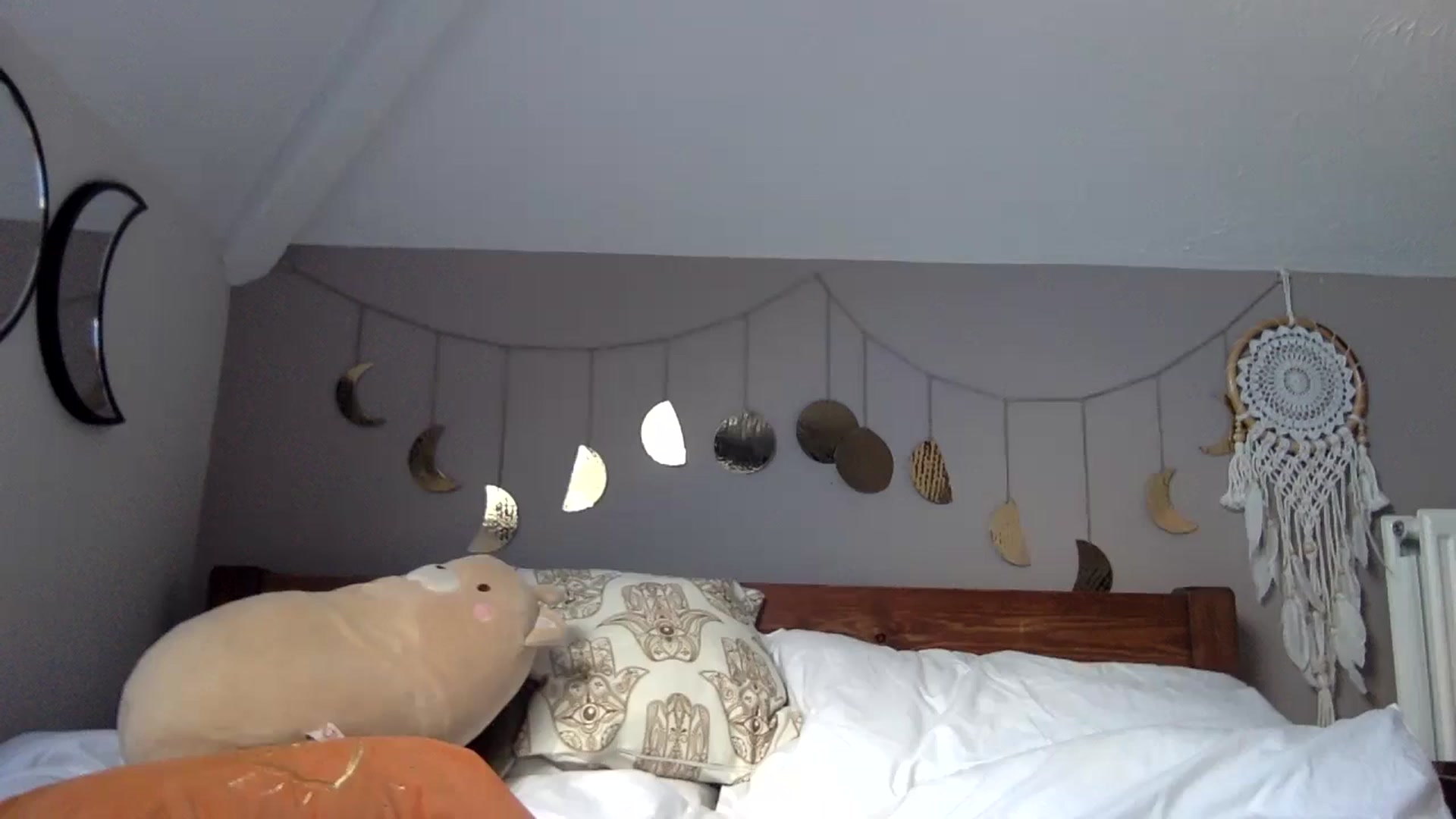 Gallery image thumbnail from Angeleska's myfreecams stream on, 07/07/2024, 18:15 image 1 of 20