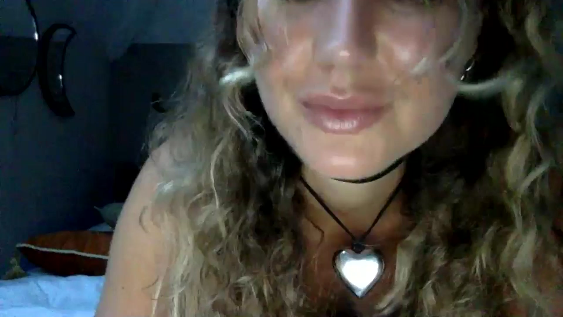 Gallery image thumbnail from Angeleska's myfreecams stream on, 07/20/2024, 19:46 image 19 of 20
