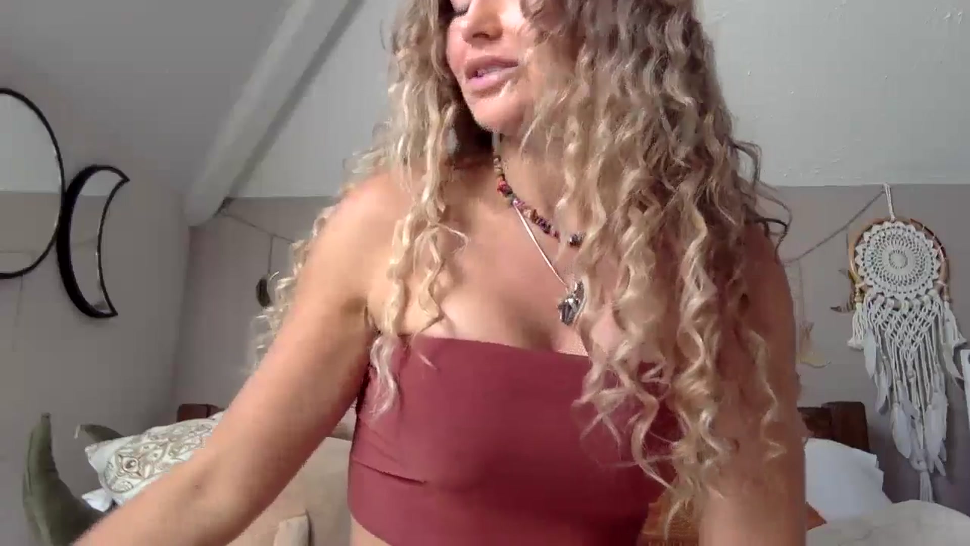 Gallery image thumbnail from Angeleska's myfreecams stream on, 09/14/2024, 13:41 image 7 of 20