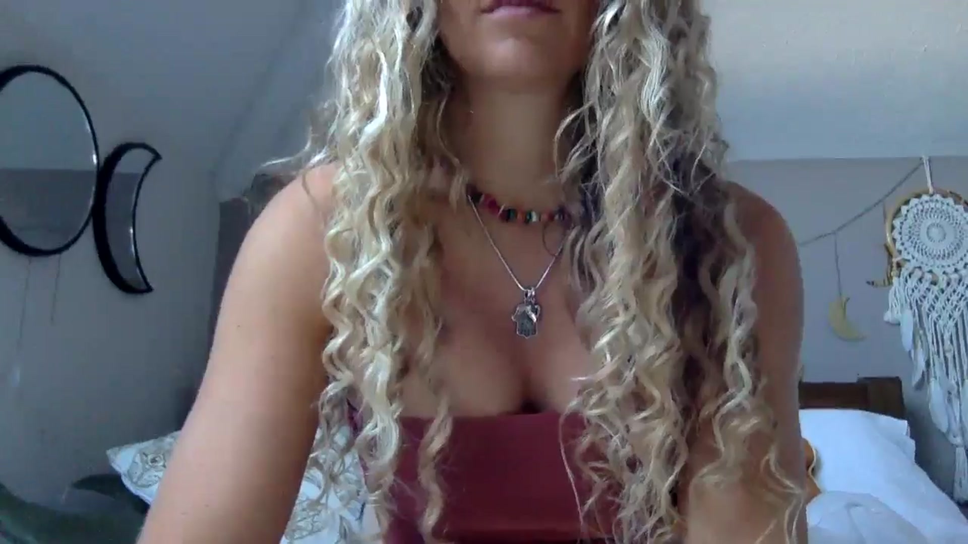 Gallery image thumbnail from Angeleska's myfreecams stream on, 09/14/2024, 16:13 image 17 of 20