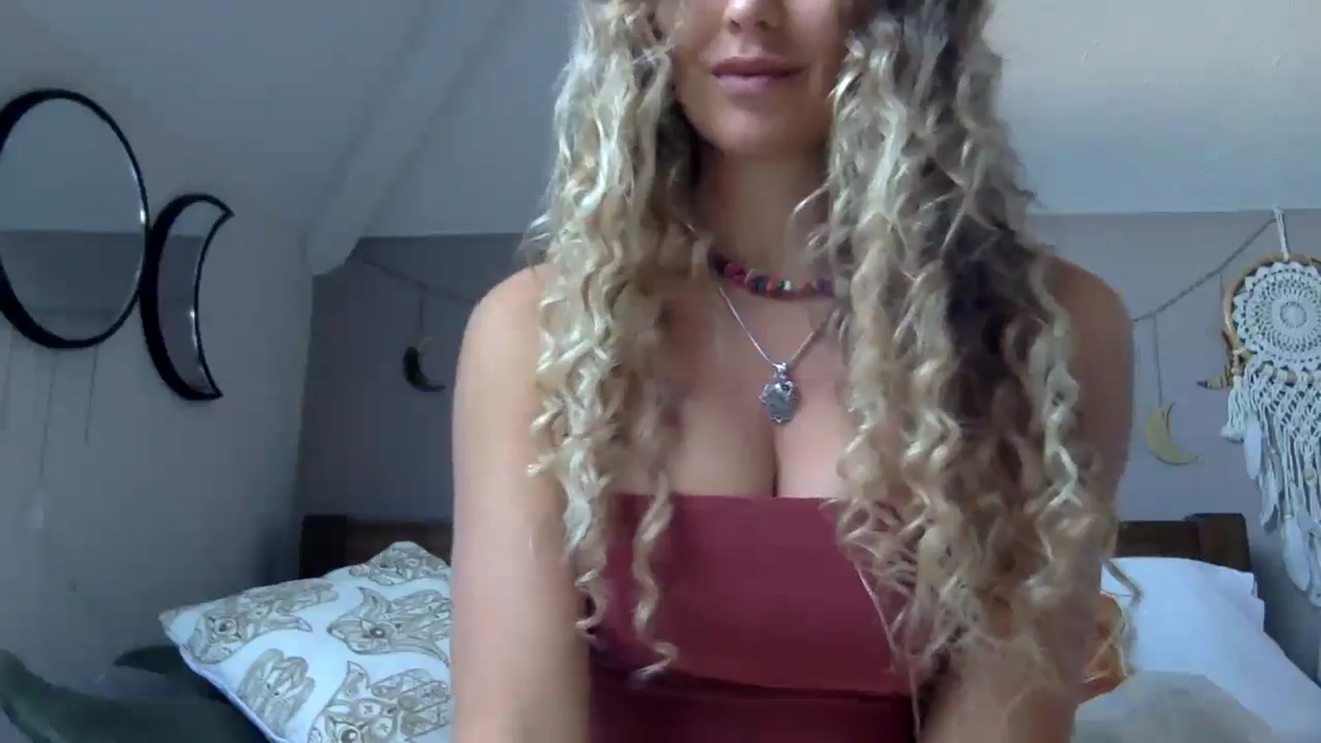 Gallery image thumbnail from Angeleska's myfreecams stream on, 09/14/2024, 16:13 image 18 of 20