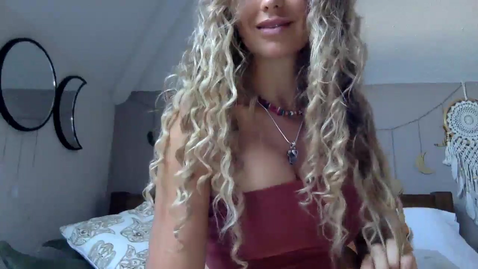 Gallery image thumbnail from Angeleska's myfreecams stream on, 09/14/2024, 16:13 image 15 of 20