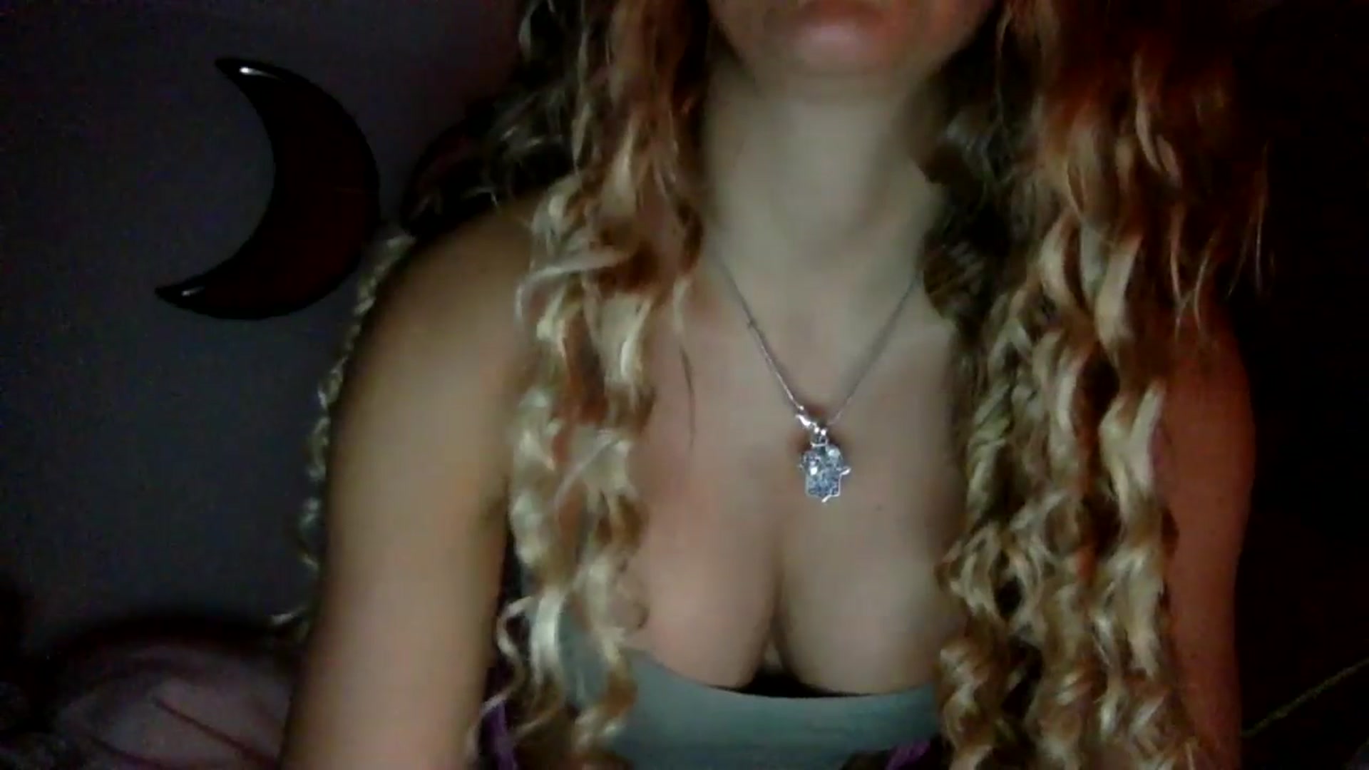 Gallery image thumbnail from Angeleska's myfreecams stream on, 09/16/2024, 01:29 image 9 of 20